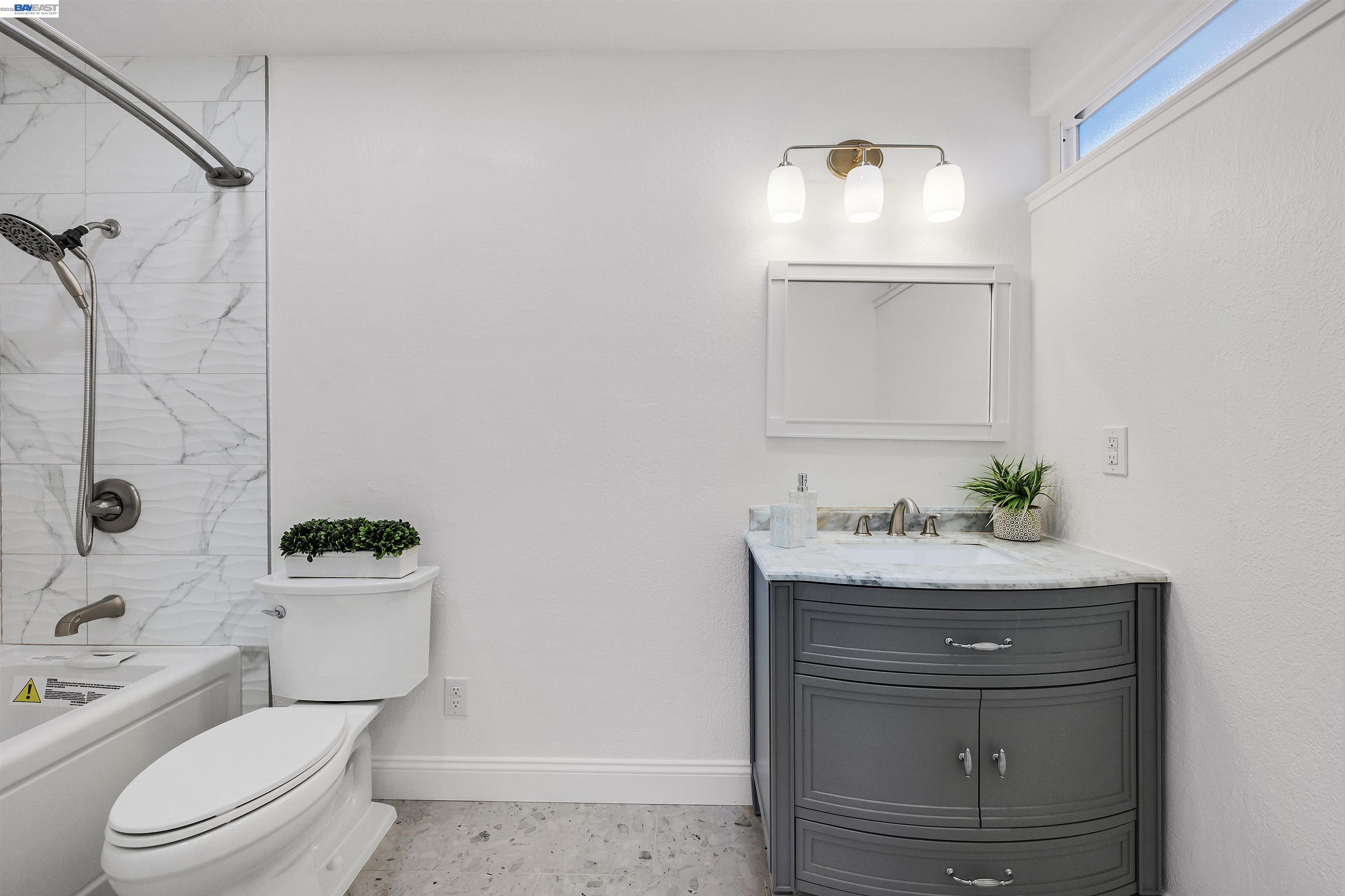 Detail Gallery Image 19 of 31 For 2449 Almaden Blvd, Union City,  CA 94587 - 3 Beds | 2 Baths