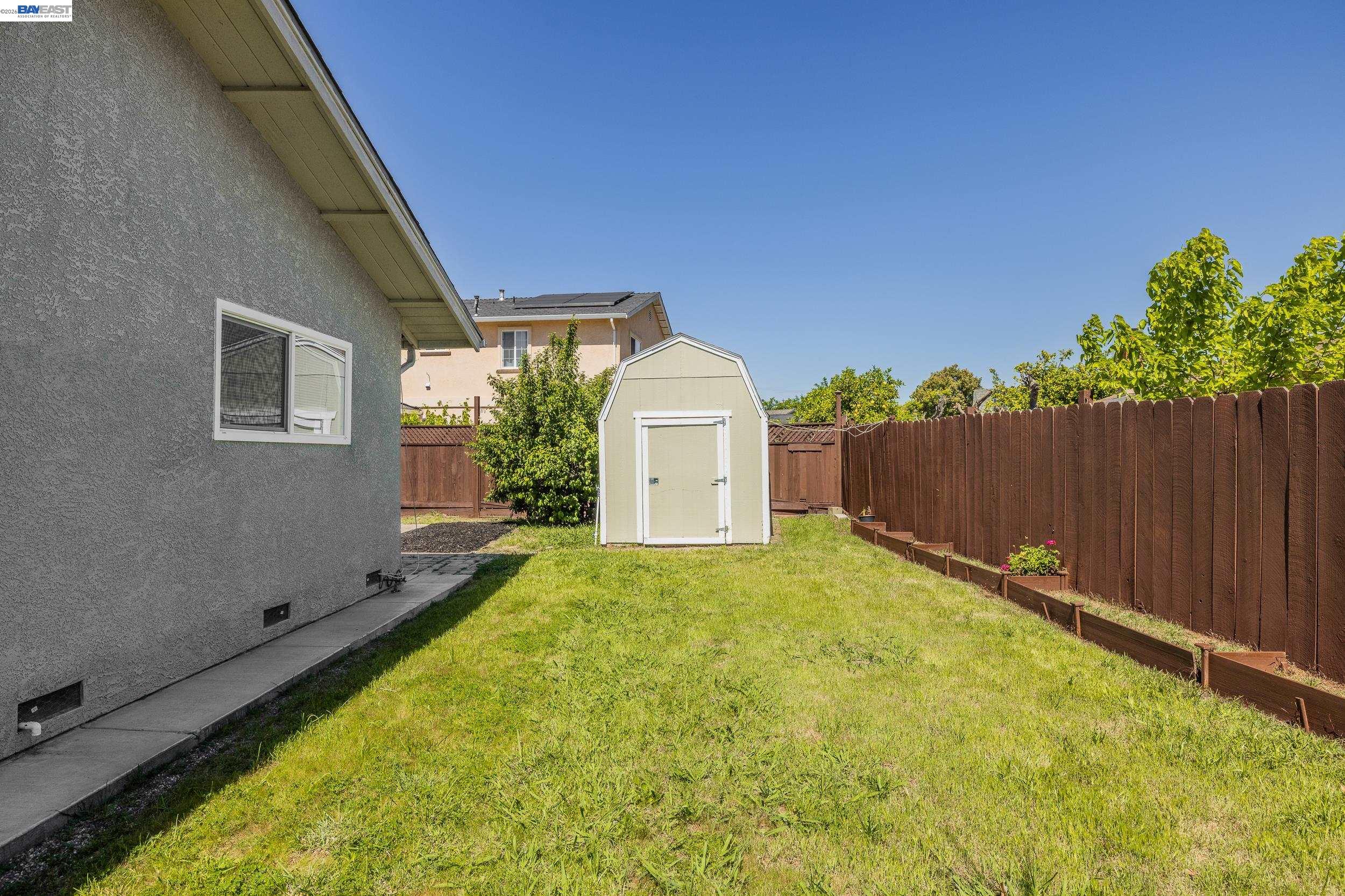 Detail Gallery Image 22 of 31 For 2449 Almaden Blvd, Union City,  CA 94587 - 3 Beds | 2 Baths