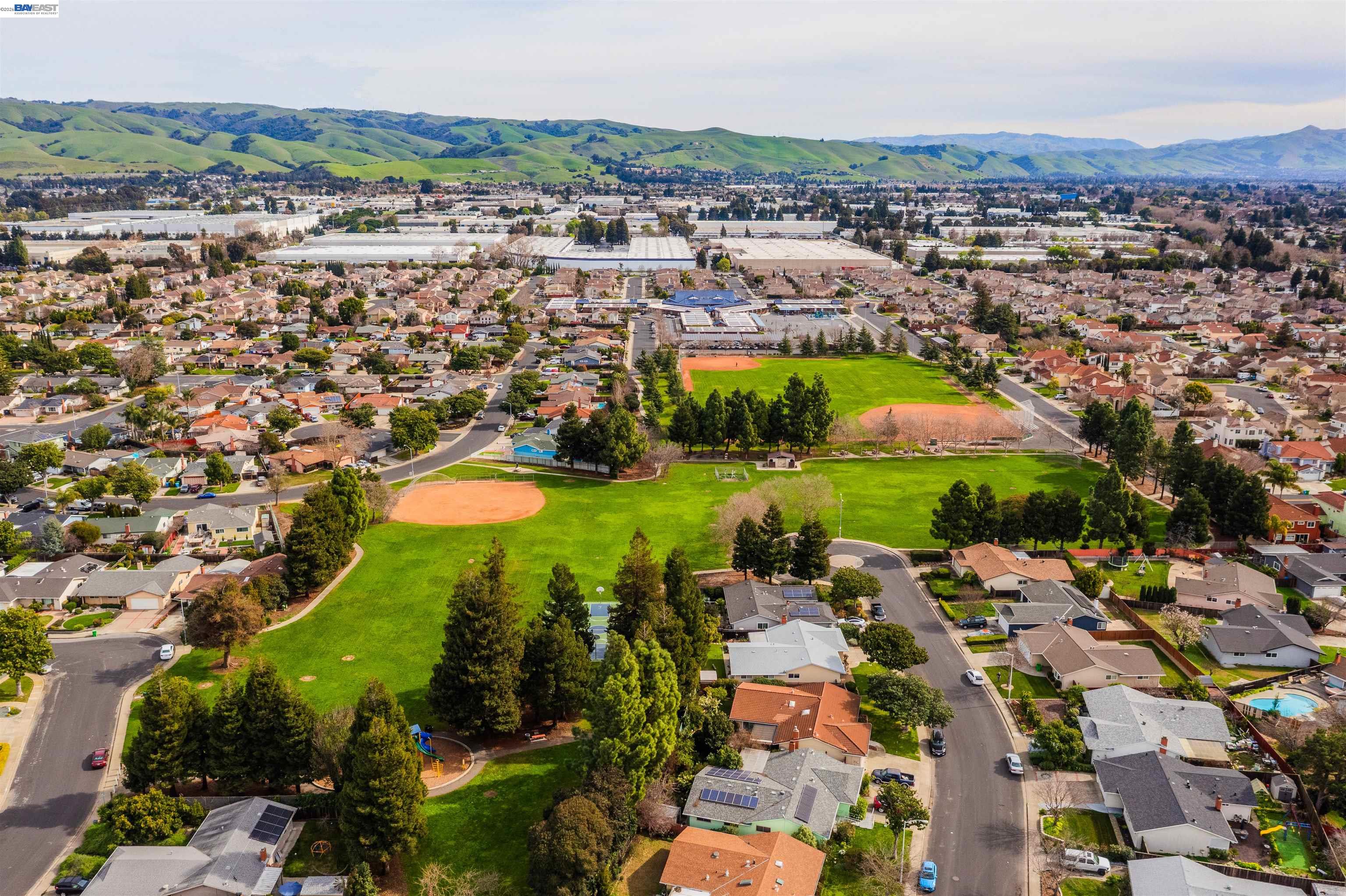 Detail Gallery Image 29 of 31 For 2449 Almaden Blvd, Union City,  CA 94587 - 3 Beds | 2 Baths