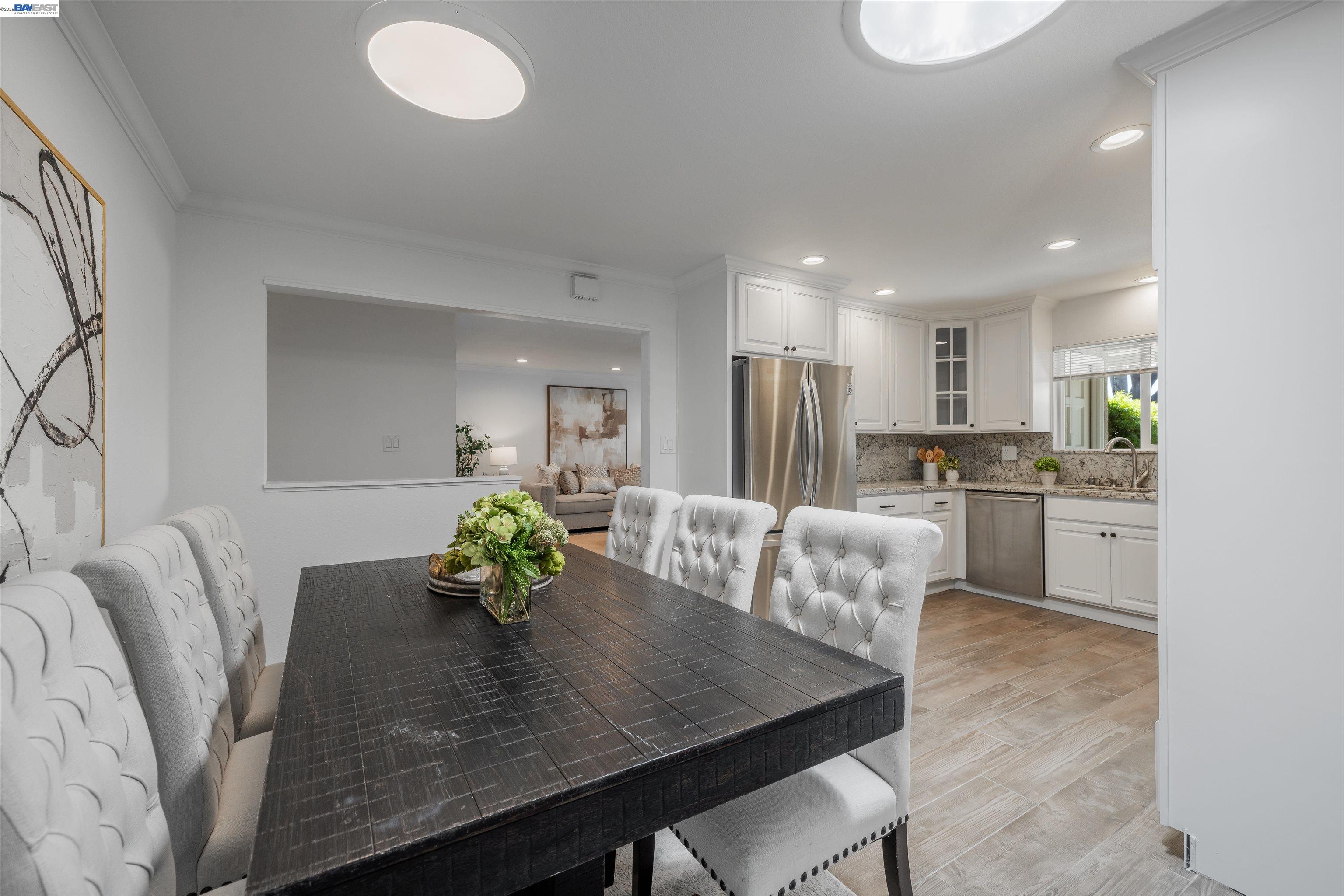 Detail Gallery Image 7 of 31 For 2449 Almaden Blvd, Union City,  CA 94587 - 3 Beds | 2 Baths