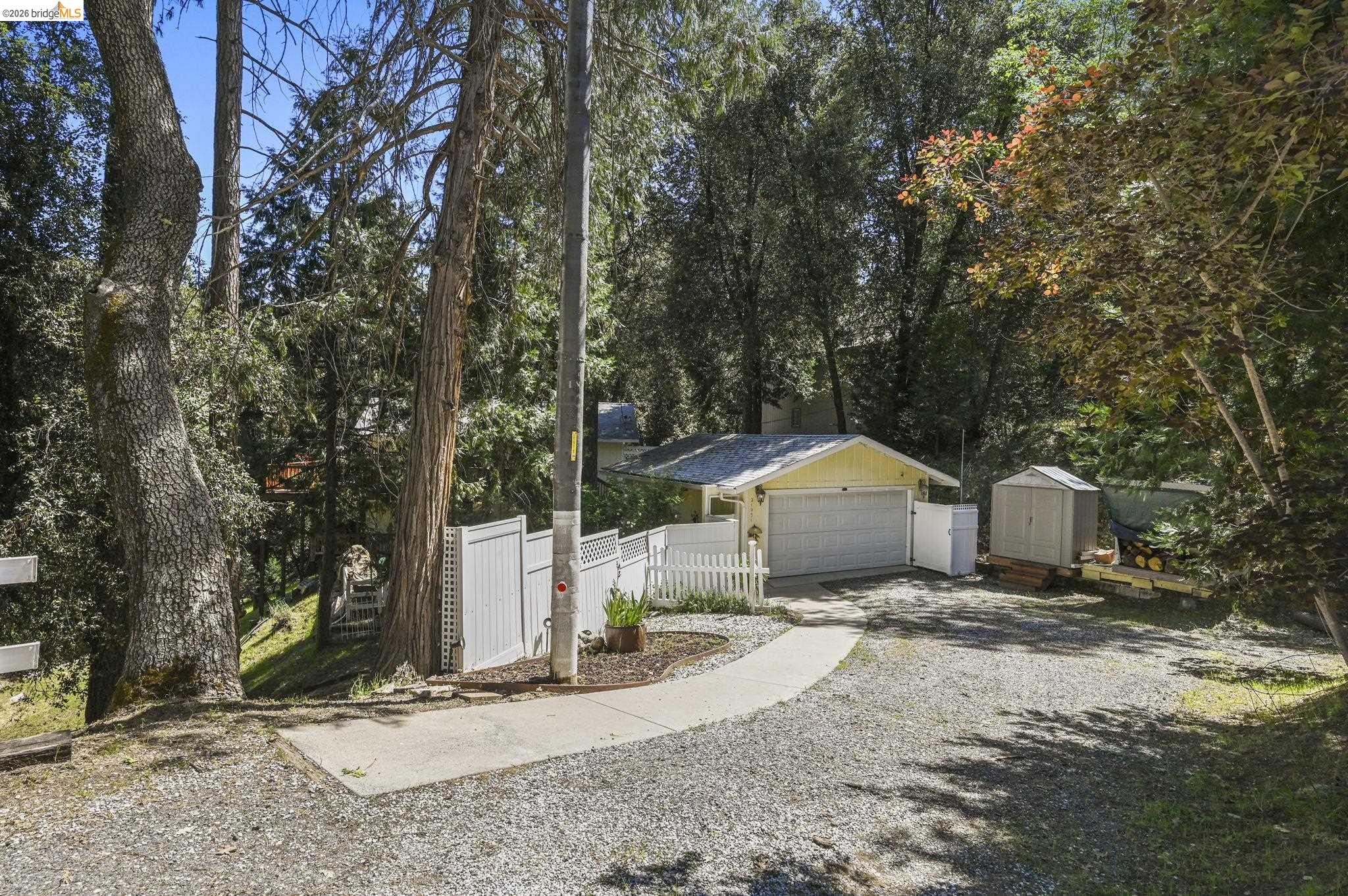 Front Image Thumbnail for EB41130275