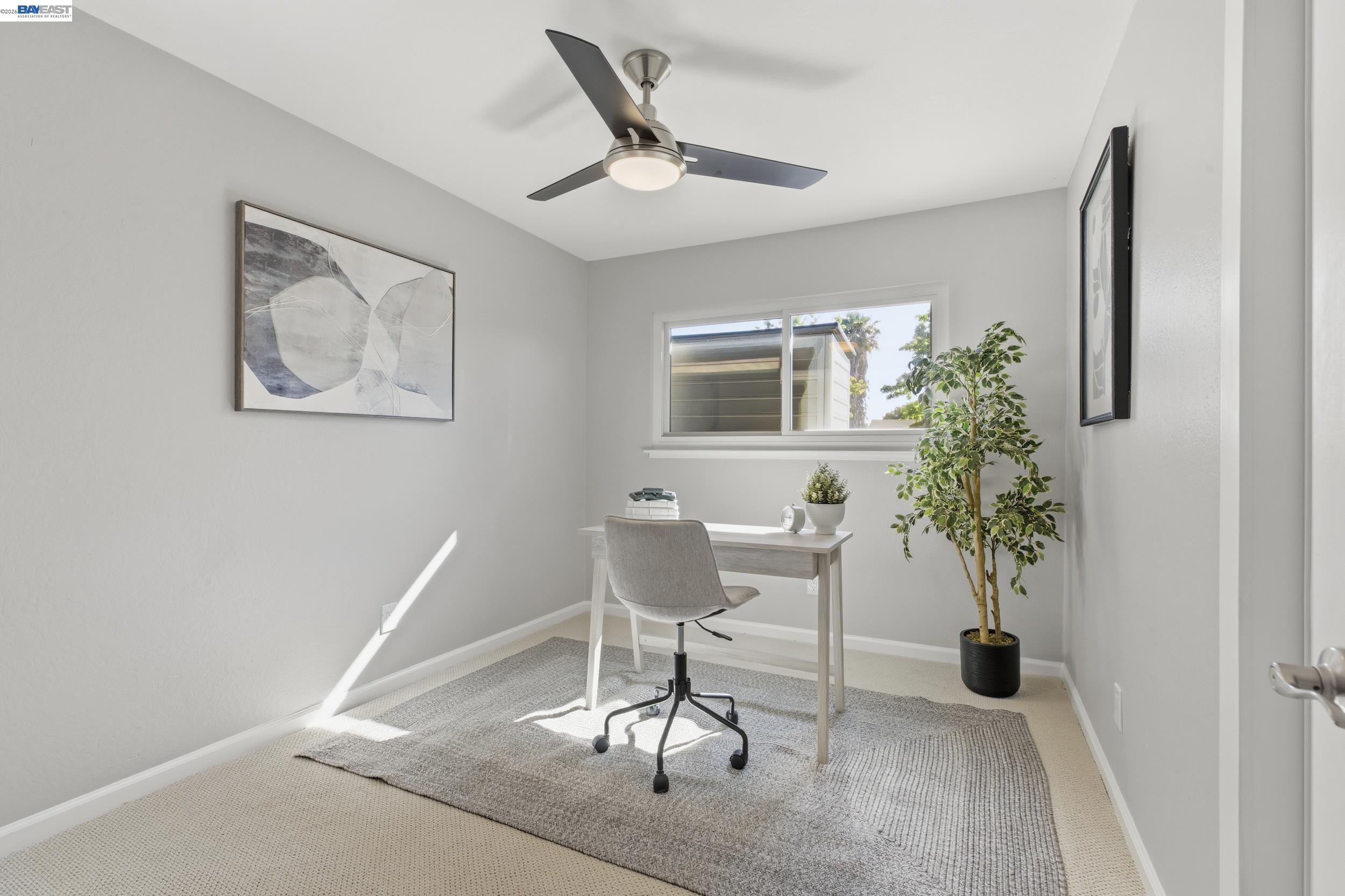 Detail Gallery Image 12 of 25 For 6613 Demaret Drive, Sacramento,  CA 95822 - 3 Beds | 2 Baths