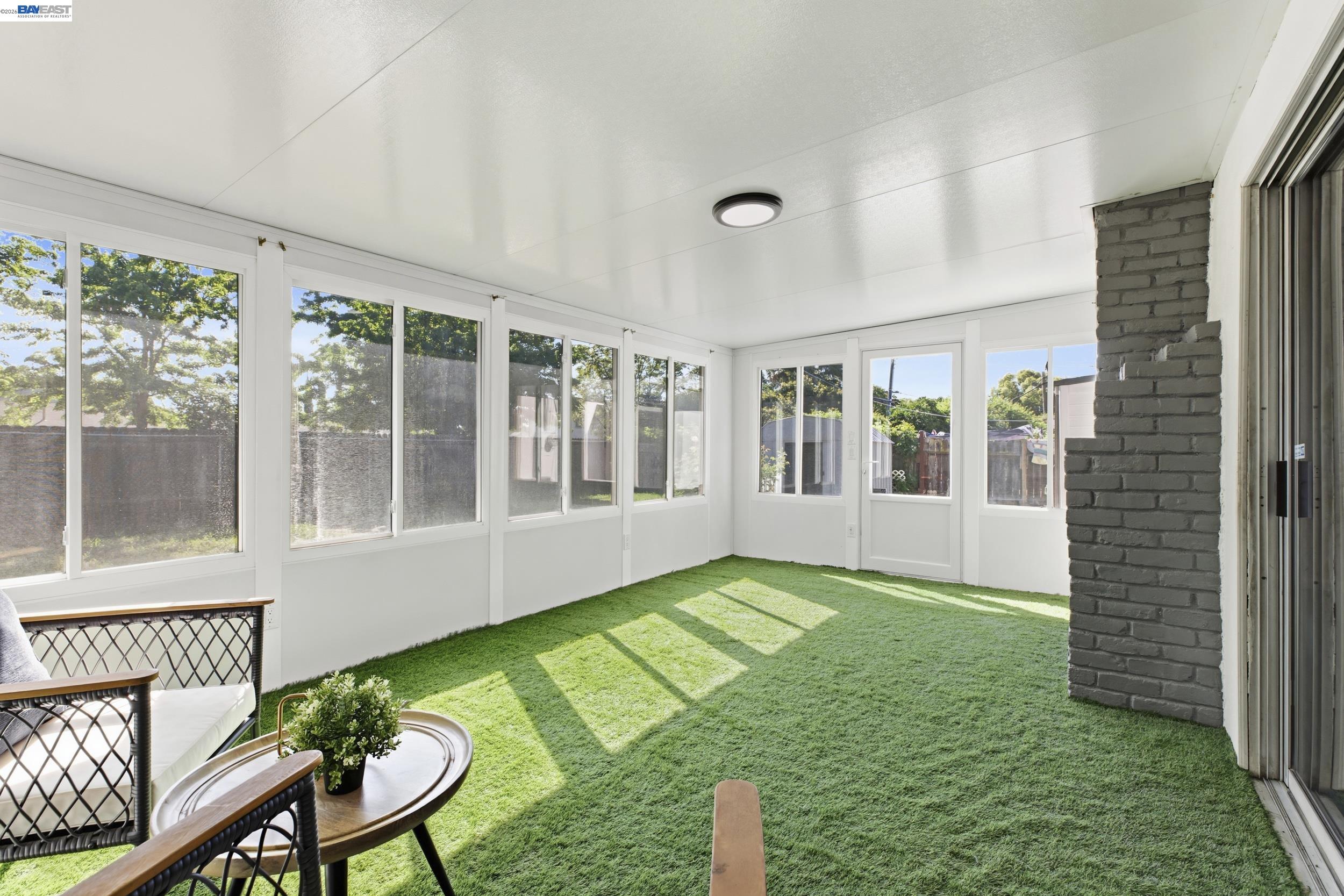 Detail Gallery Image 17 of 25 For 6613 Demaret Drive, Sacramento,  CA 95822 - 3 Beds | 2 Baths