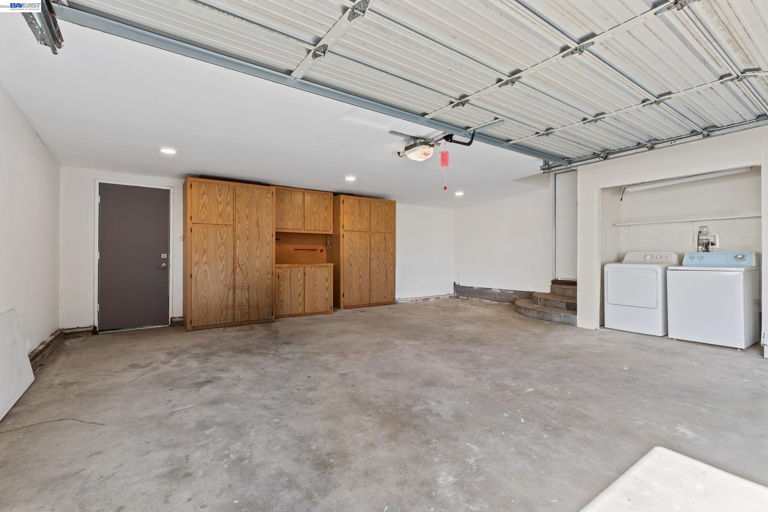 Detail Gallery Image 21 of 25 For 6613 Demaret Drive, Sacramento,  CA 95822 - 3 Beds | 2 Baths