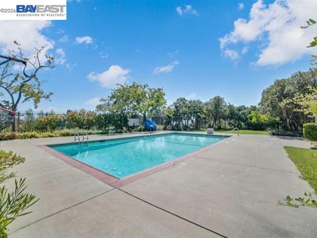 Photo #3: 41130286 Listing: Photo #3