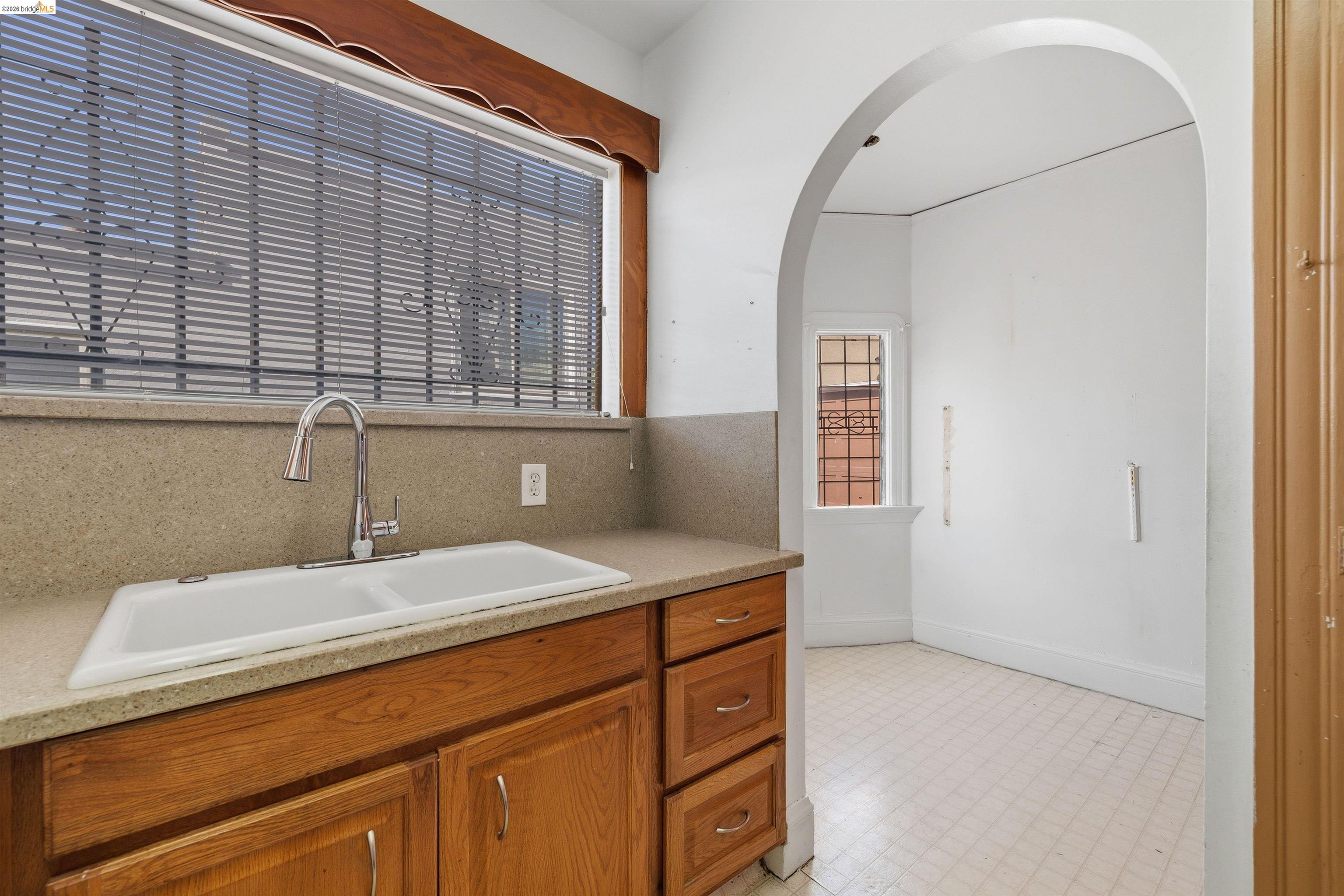 2939 57Th Ave, Oakland, CA, 94605