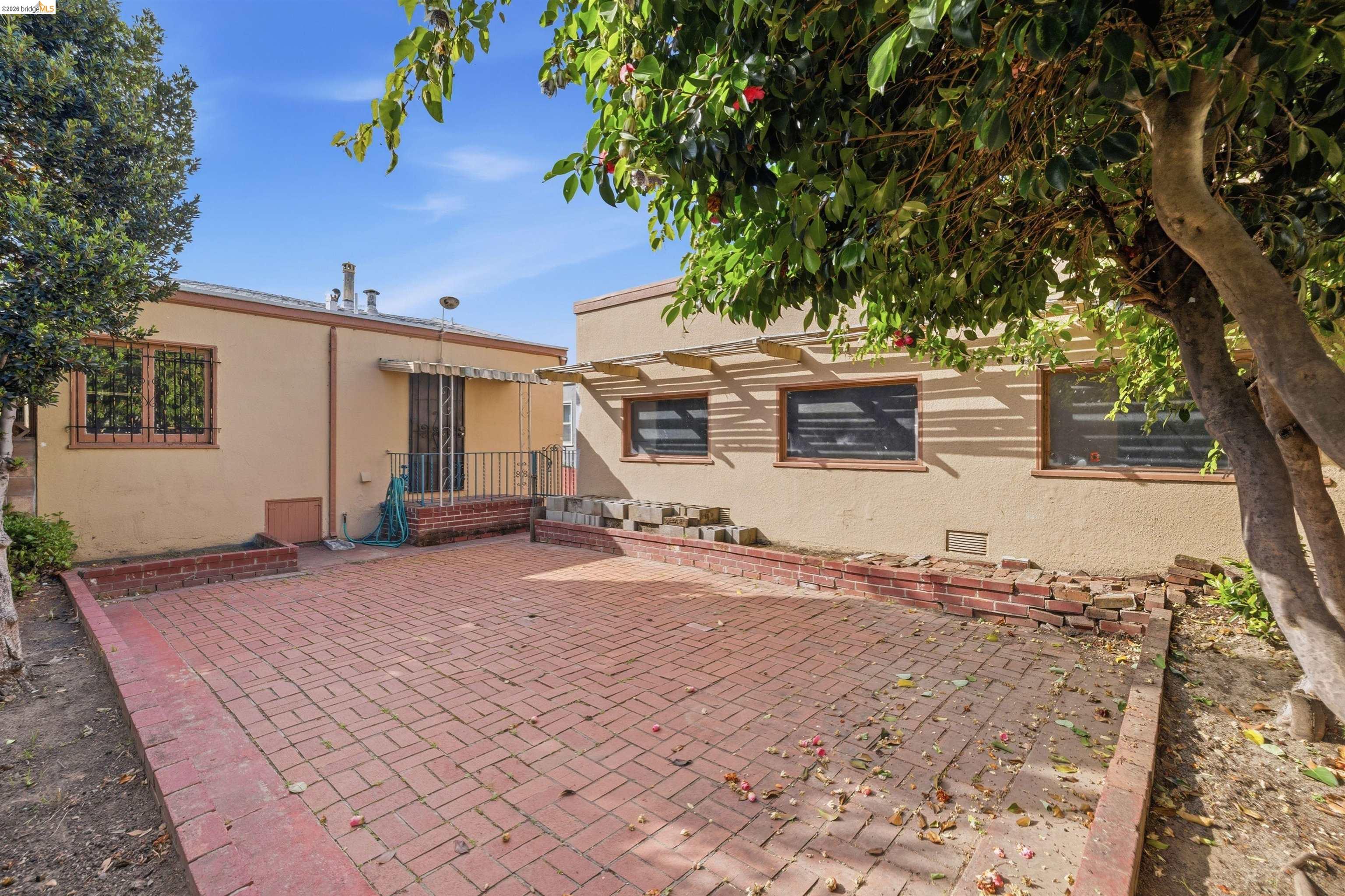 2939 57Th Ave, Oakland, CA, 94605