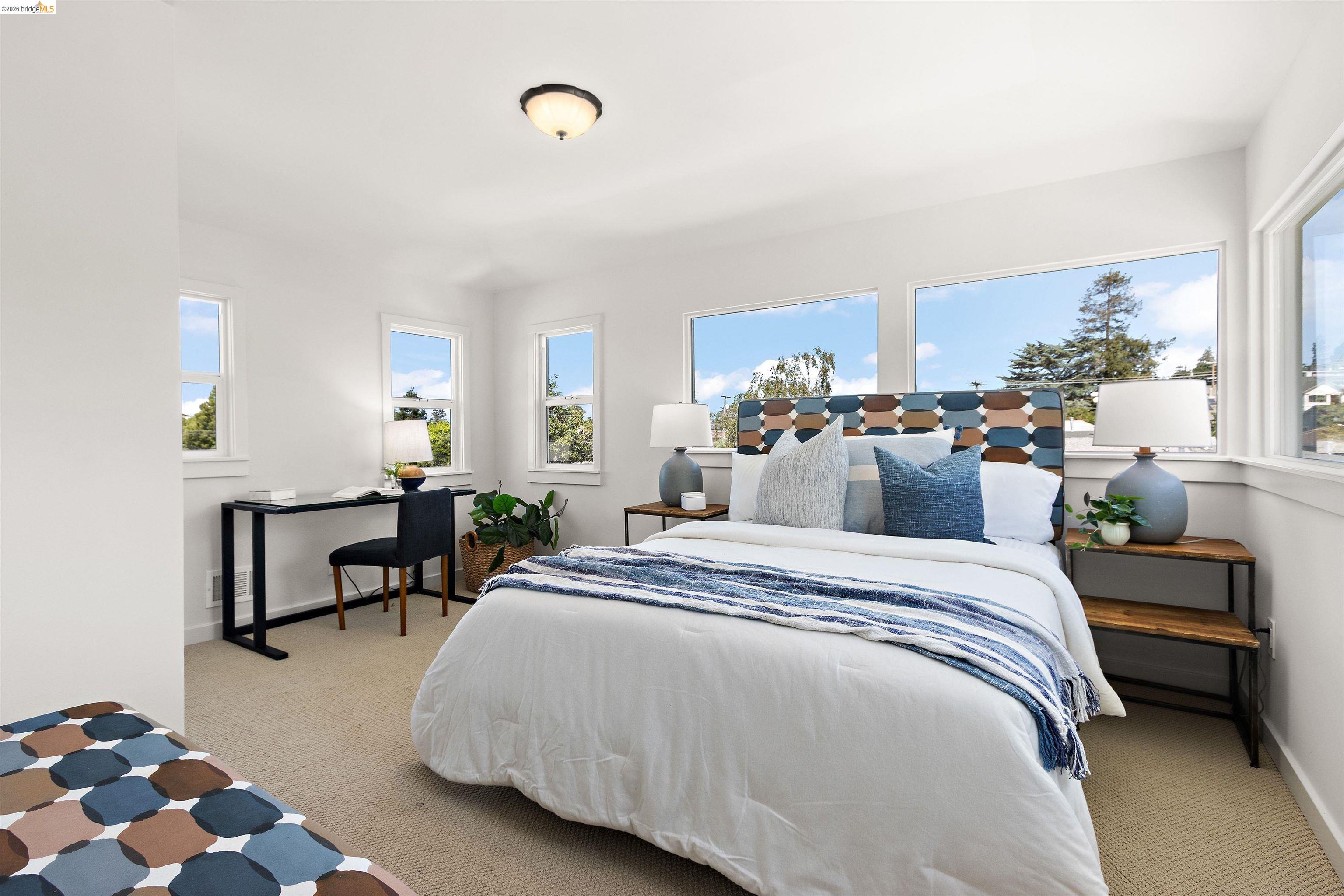 Detail Gallery Image 23 of 31 For 5030 Congress Ave, Oakland,  CA 94601 - 3 Beds | 2/1 Baths