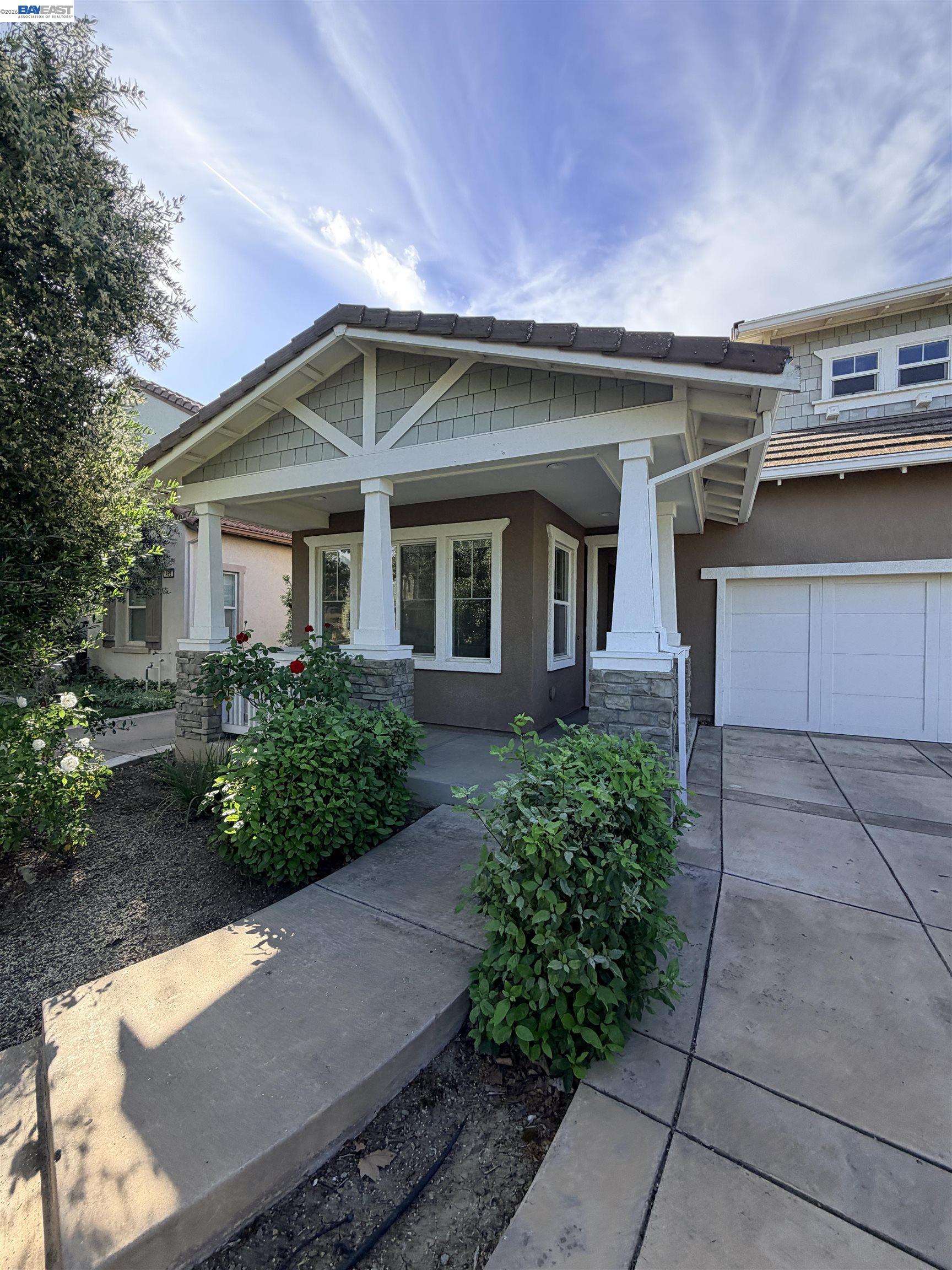 Detail Gallery Image 2 of 18 For 498 W Callado Ct, Mountain House,  CA 95391 - 4 Beds | 3 Baths