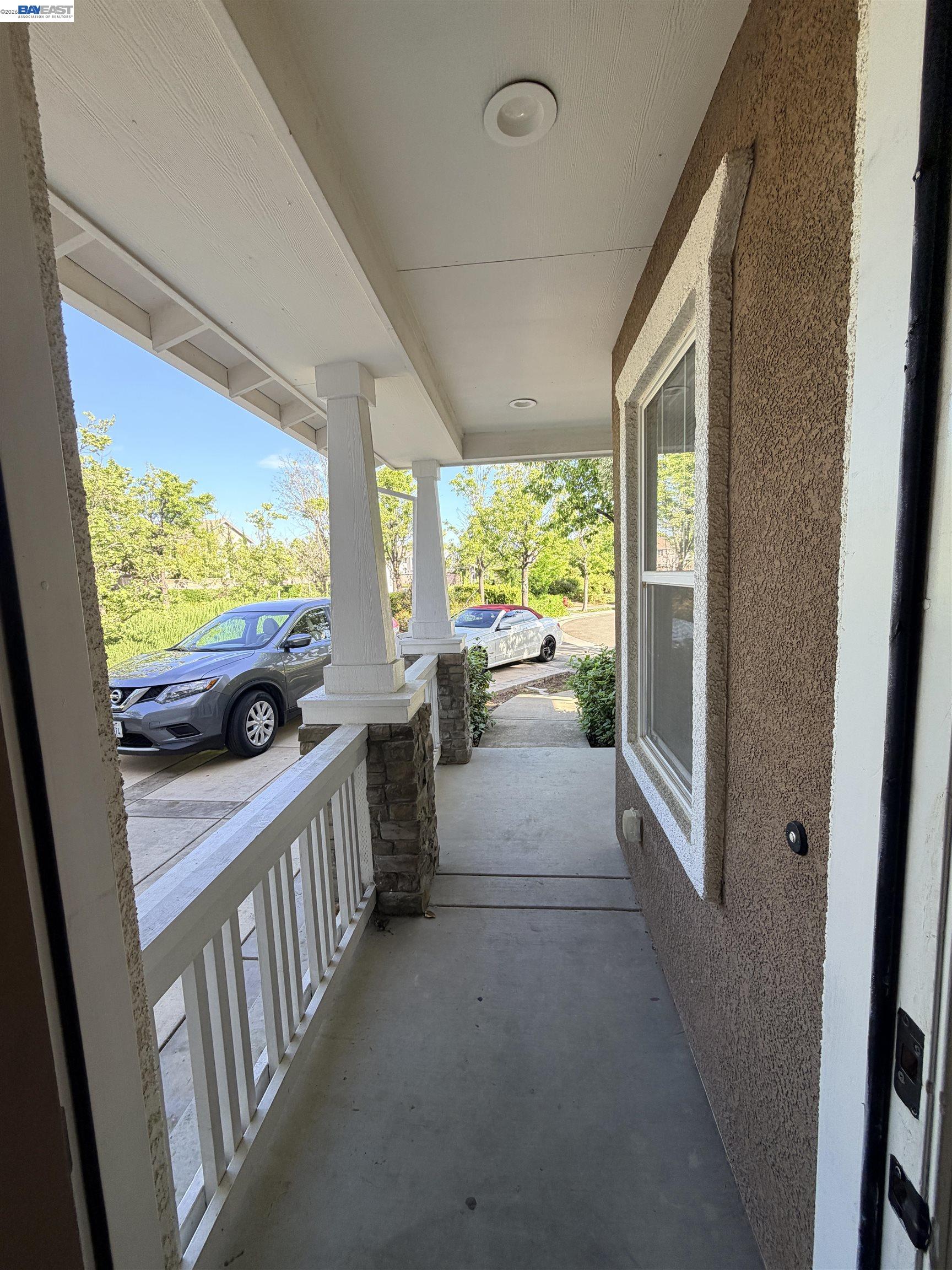 Detail Gallery Image 5 of 18 For 498 W Callado Ct, Mountain House,  CA 95391 - 4 Beds | 3 Baths