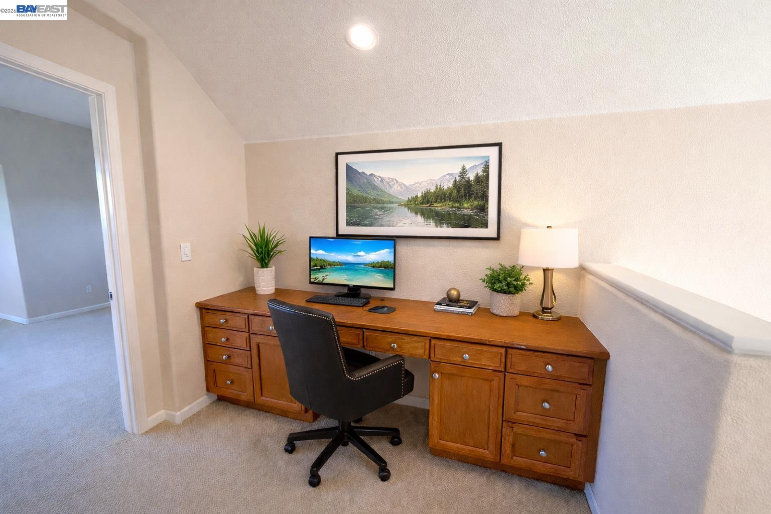 Detail Gallery Image 10 of 18 For 498 W Callado Ct, Mountain House,  CA 95391 - 4 Beds | 3 Baths