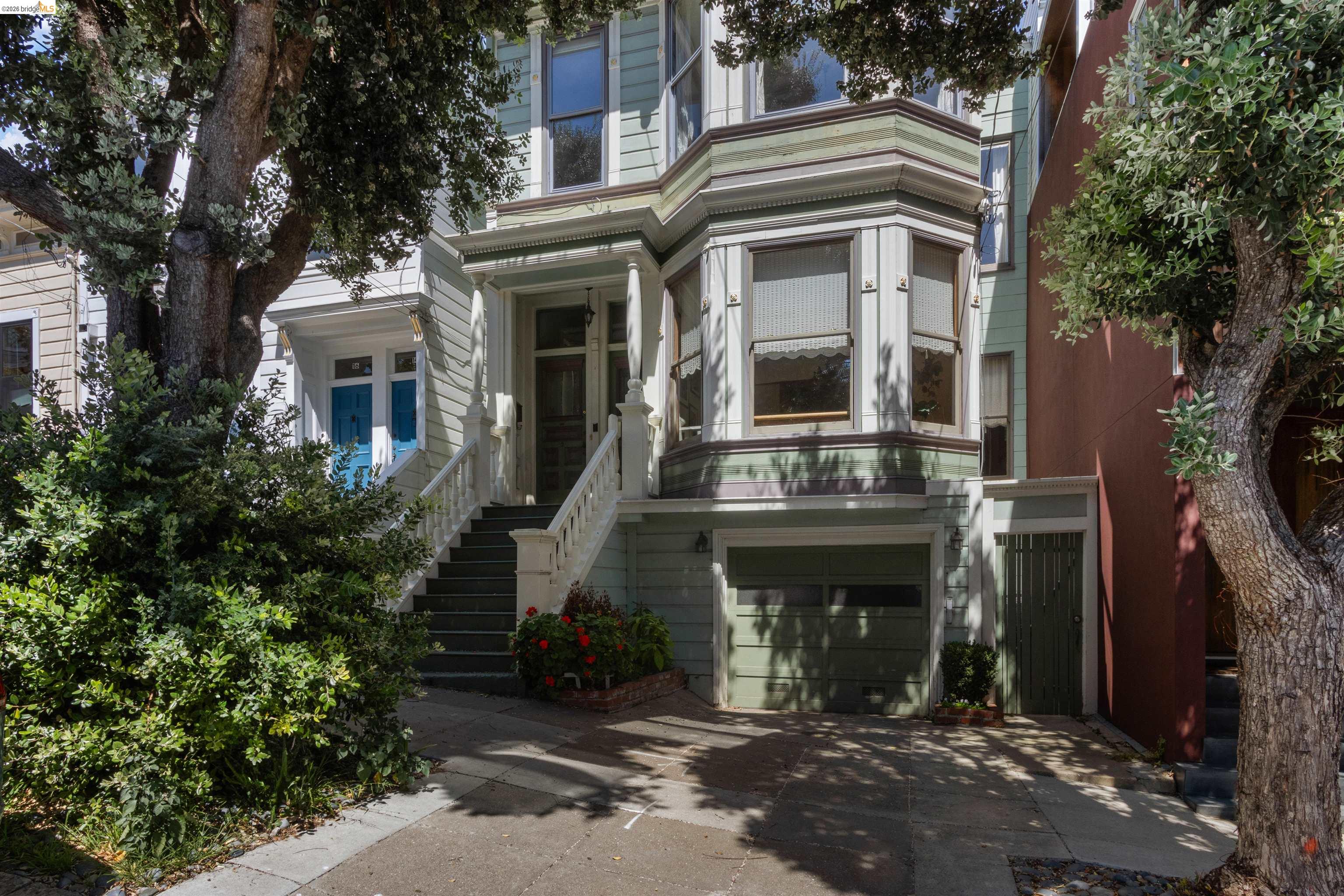 12 Beaver St, San Francisco, CA, 94114