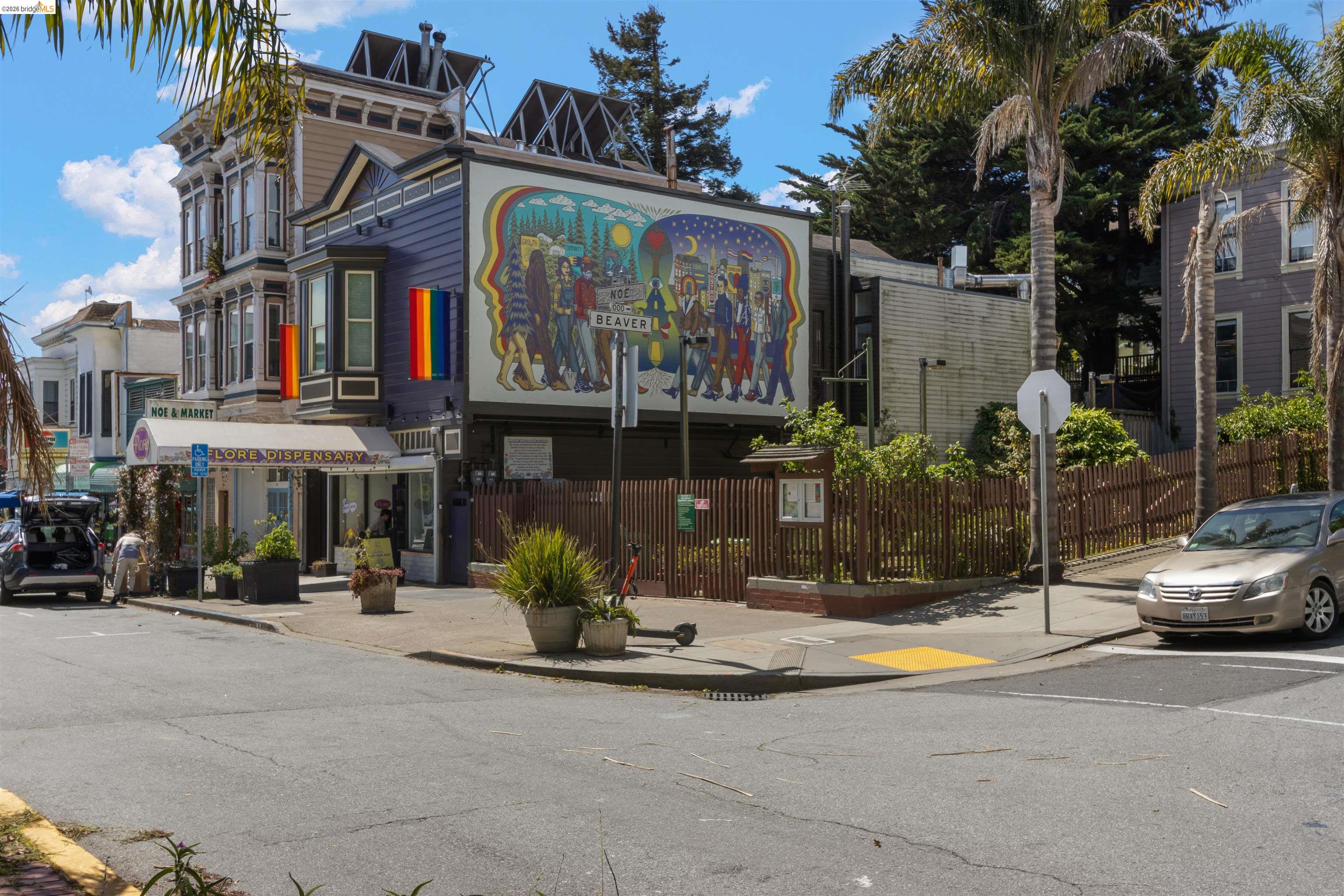 12 Beaver St, San Francisco, CA, 94114