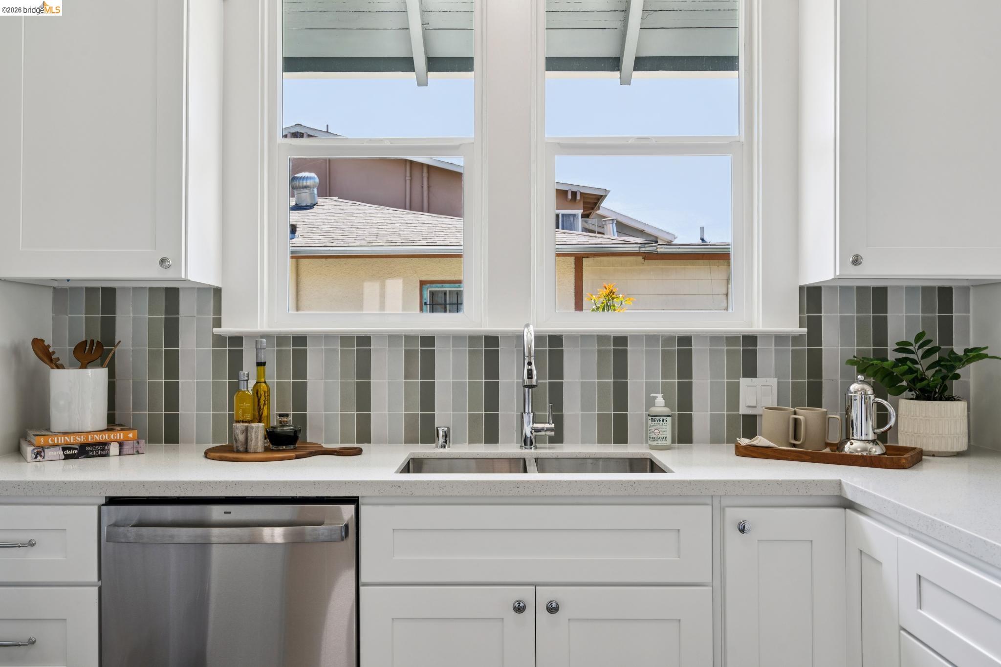 3631 Lyon Ave, Oakland, CA, 94601