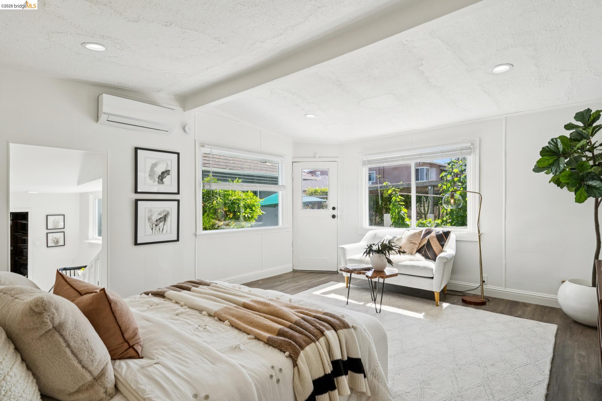 3631 Lyon Ave, Oakland, CA, 94601