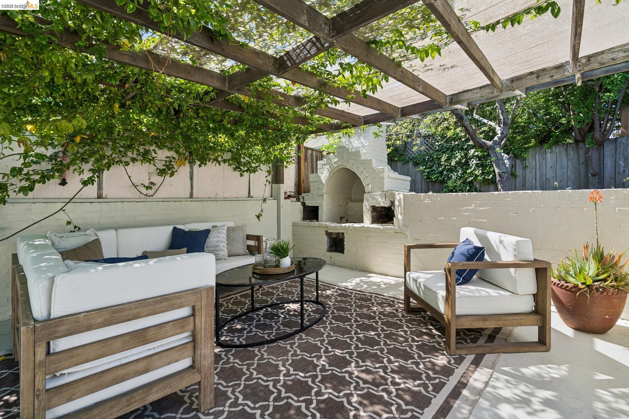 3631 Lyon Ave, Oakland, CA, 94601