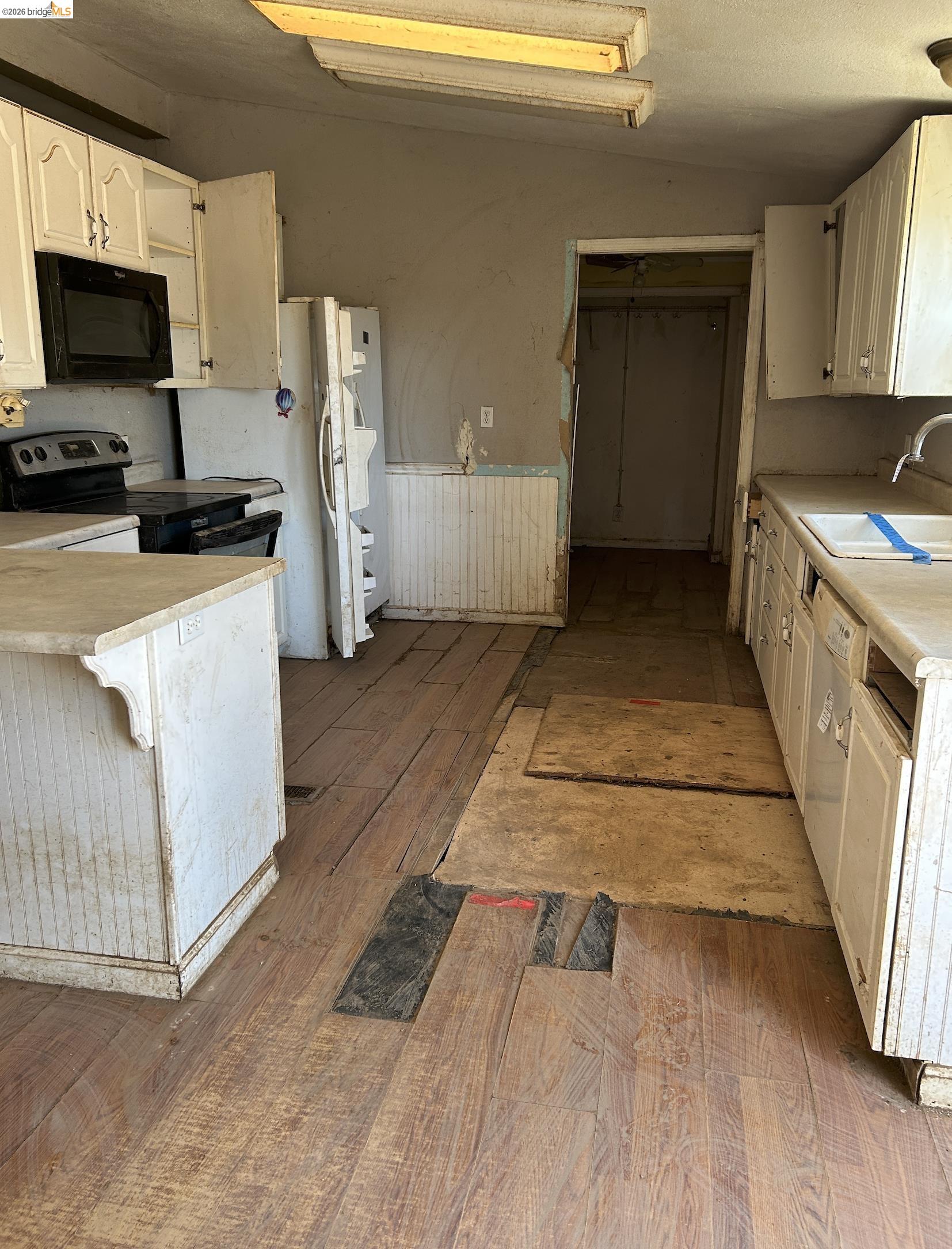 Detail Gallery Image 11 of 12 For 9930 Hernandez Dr, La Grange,  CA 95329 - 3 Beds | 2 Baths