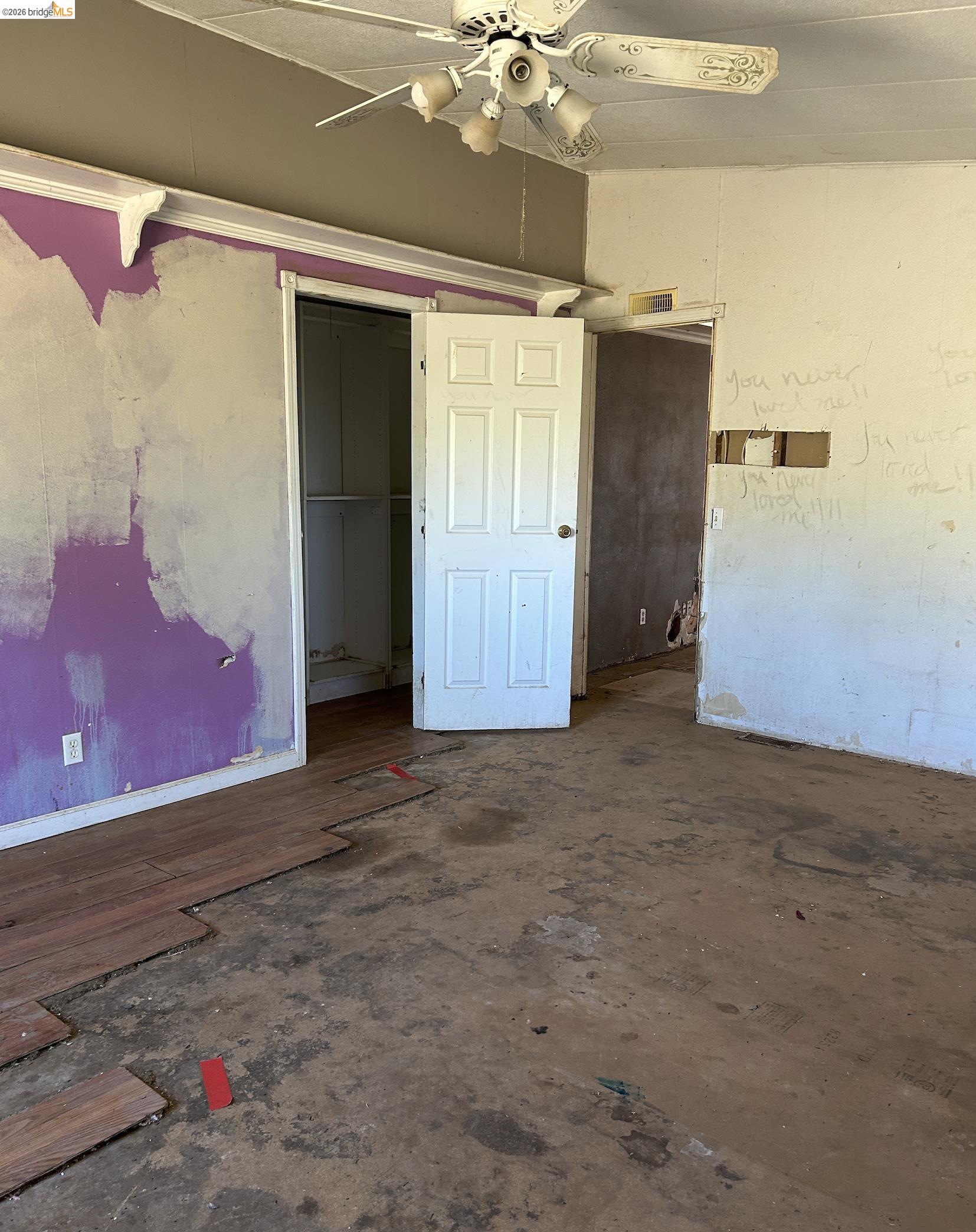 Detail Gallery Image 9 of 12 For 9930 Hernandez Dr, La Grange,  CA 95329 - 3 Beds | 2 Baths