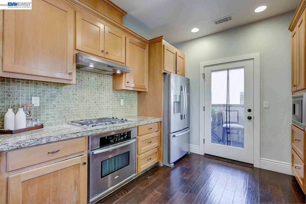 Detail Gallery Image 14 of 41 For 2506 Monet Ter, Fremont,  CA 94539 - 3 Beds | 3 Baths