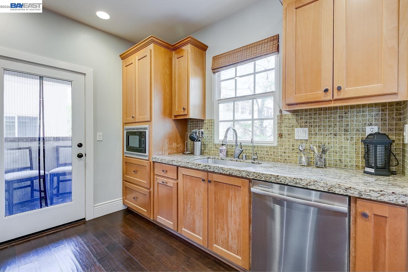 Detail Gallery Image 24 of 41 For 2506 Monet Ter, Fremont,  CA 94539 - 3 Beds | 3 Baths