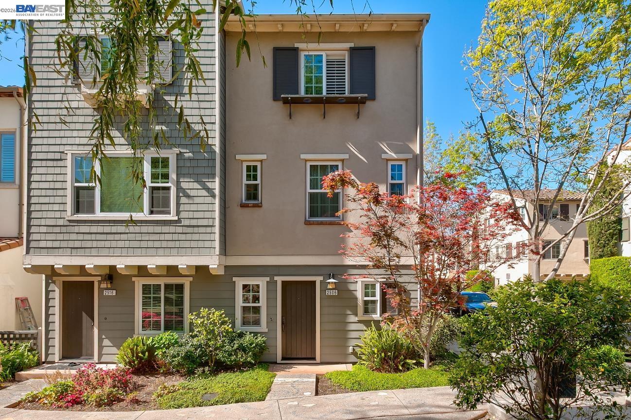 Detail Gallery Image 4 of 41 For 2506 Monet Ter, Fremont,  CA 94539 - 3 Beds | 3 Baths