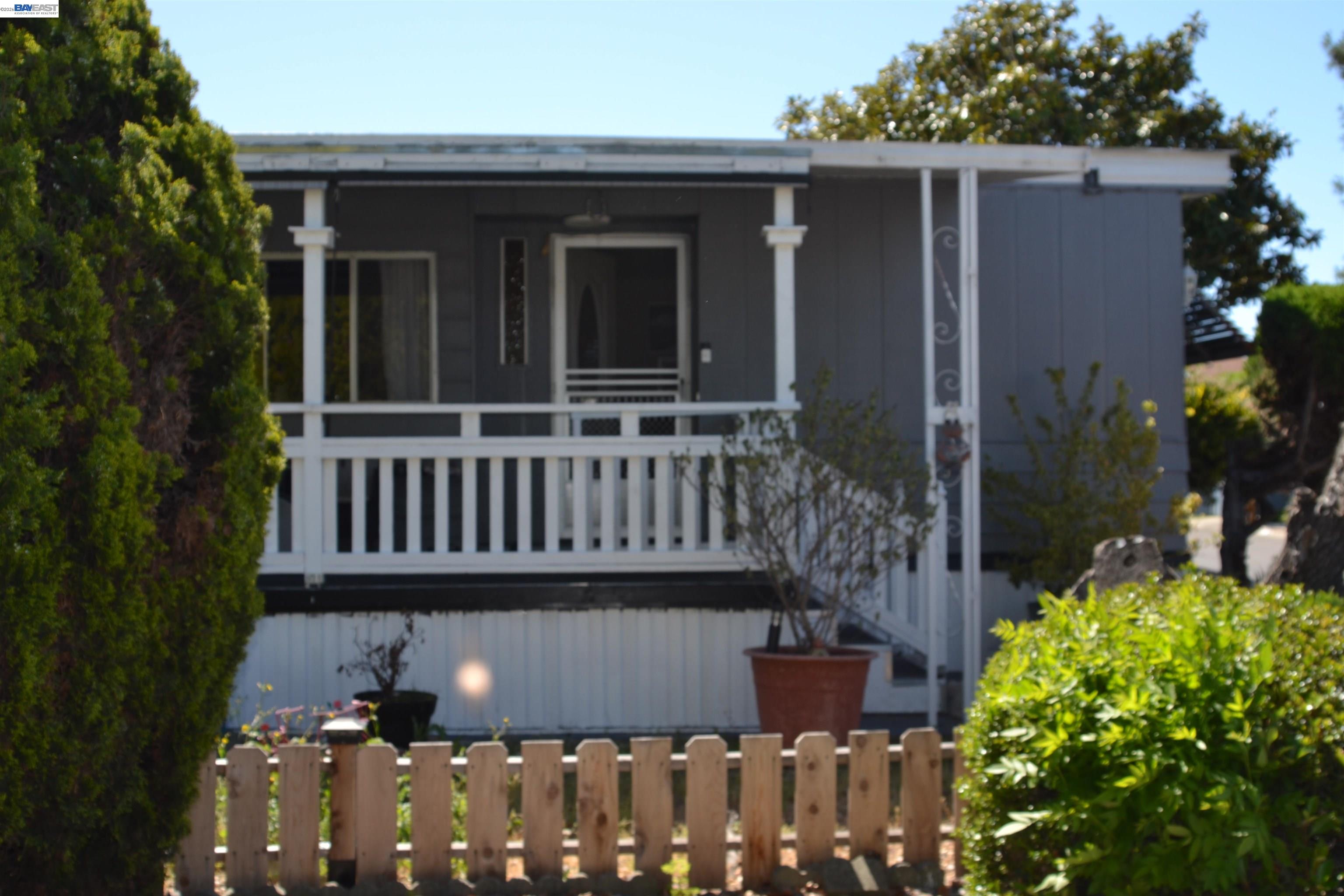 Detail Gallery Image 13 of 28 For 1358 Manuel Drive #146,  Hayward,  CA 94544 - 2 Beds | 2 Baths