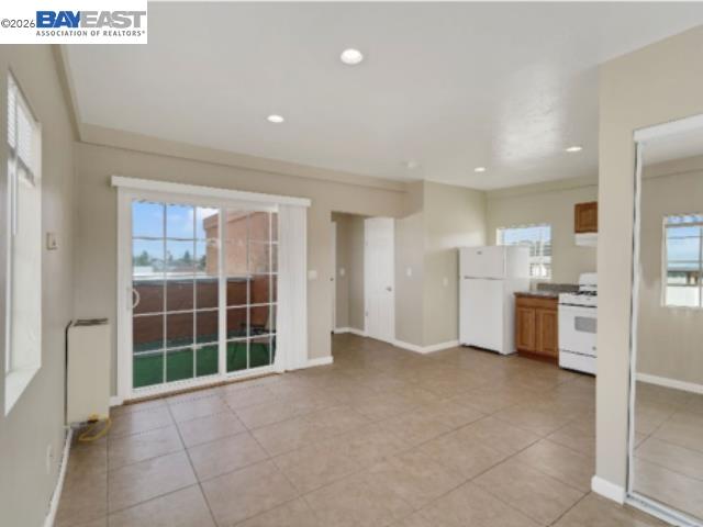 Detail Gallery Image 4 of 9 For 2624 Foothill Blvd, Oakland,  CA 94601 - – Beds | – Baths