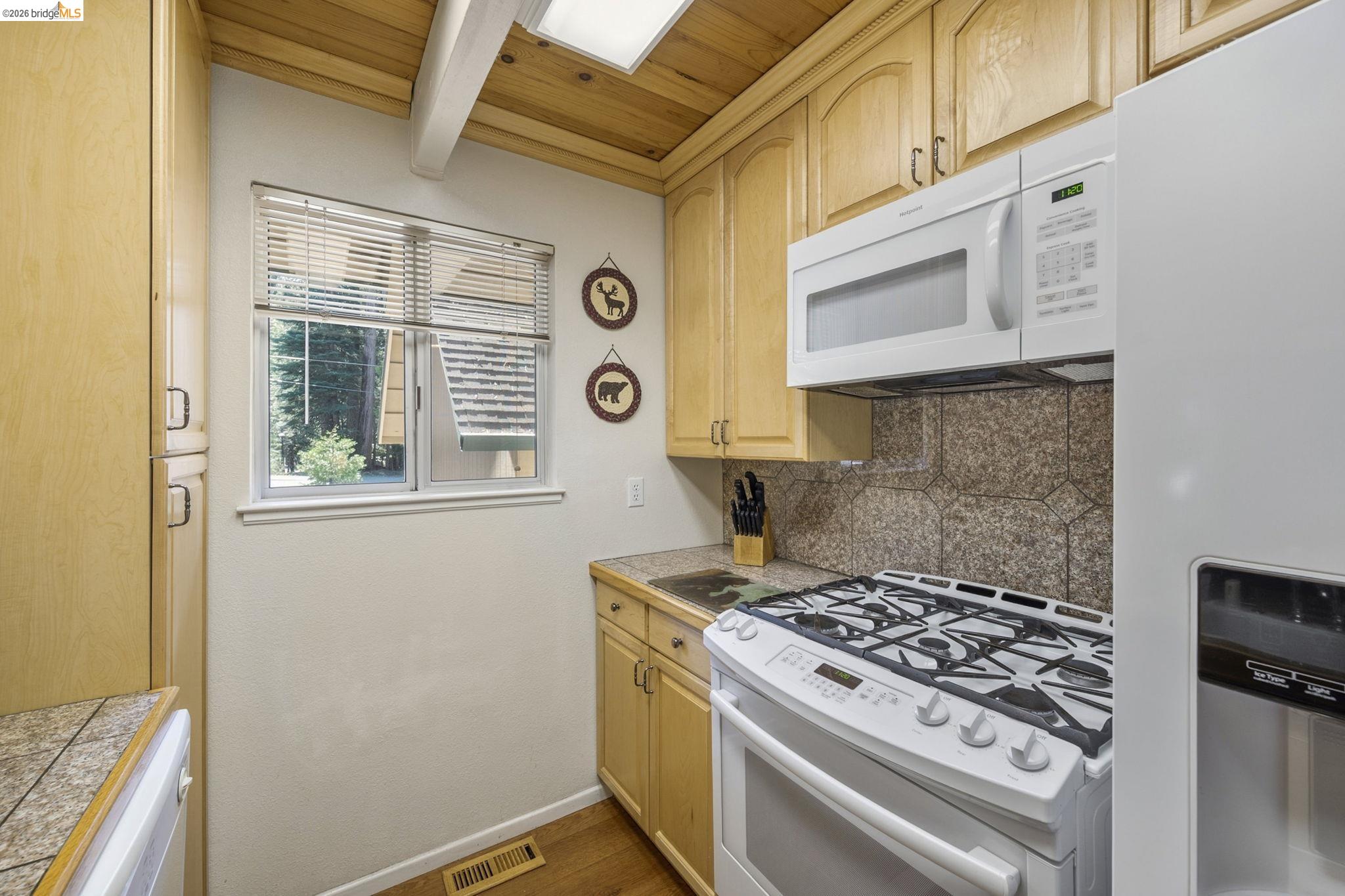 Detail Gallery Image 11 of 31 For 401 Kenshaw Ct., Arnold,  CA 95223 - 2 Beds | 1/1 Baths