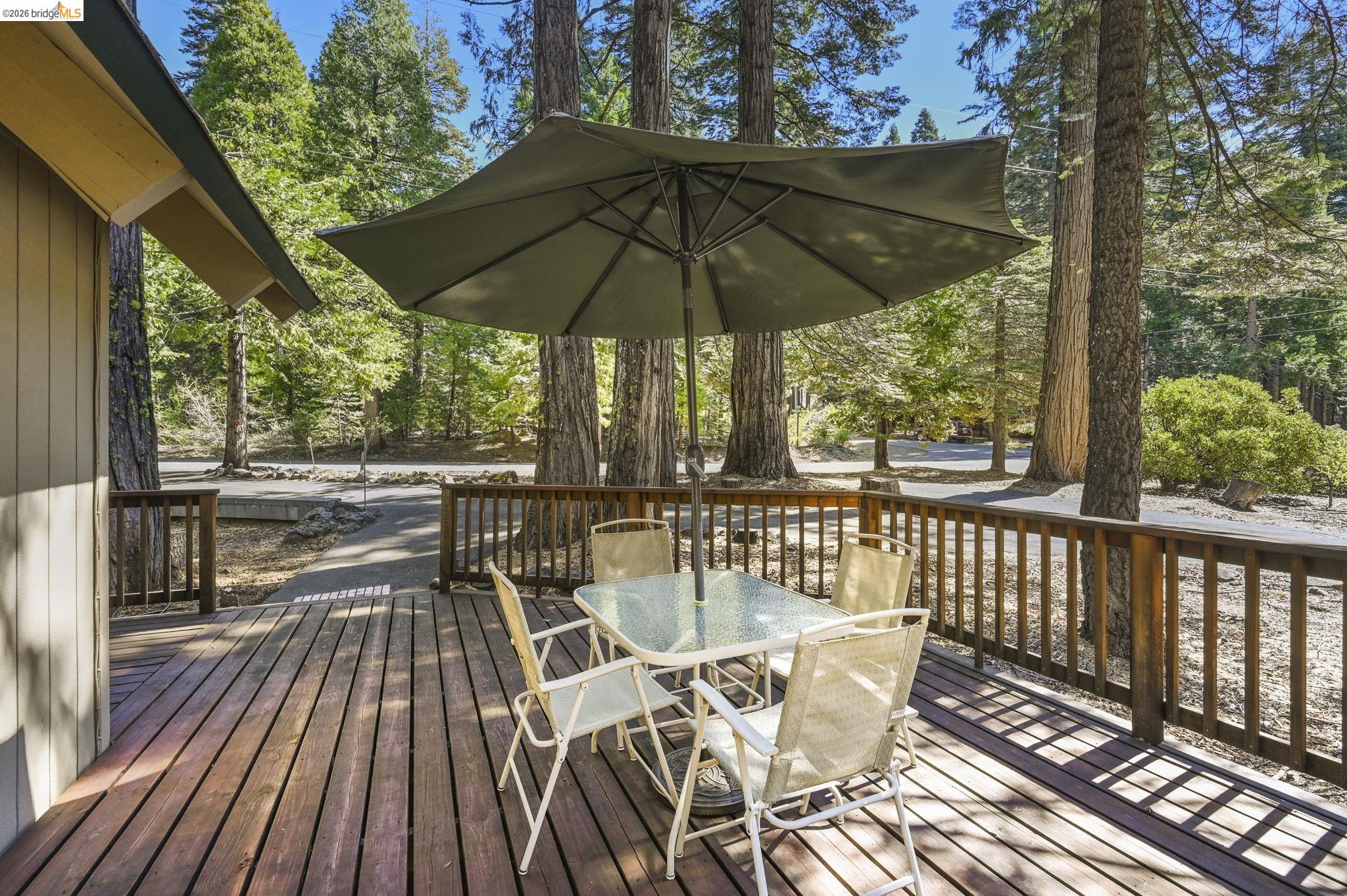 Detail Gallery Image 3 of 31 For 401 Kenshaw Ct., Arnold,  CA 95223 - 2 Beds | 1/1 Baths