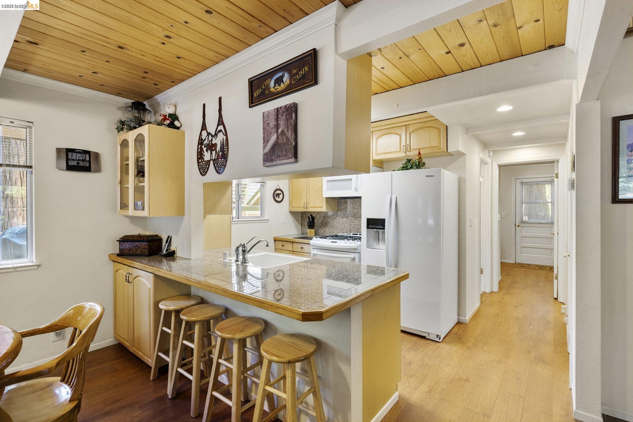 Detail Gallery Image 9 of 31 For 401 Kenshaw Ct., Arnold,  CA 95223 - 2 Beds | 1/1 Baths