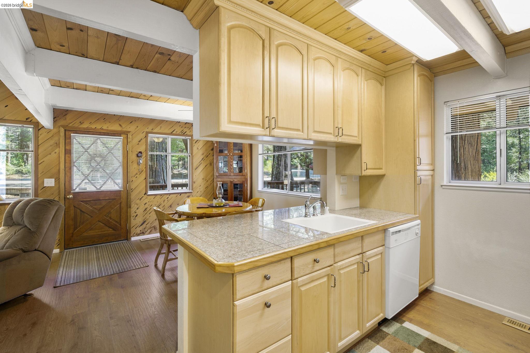 Detail Gallery Image 10 of 31 For 401 Kenshaw Ct., Arnold,  CA 95223 - 2 Beds | 1/1 Baths