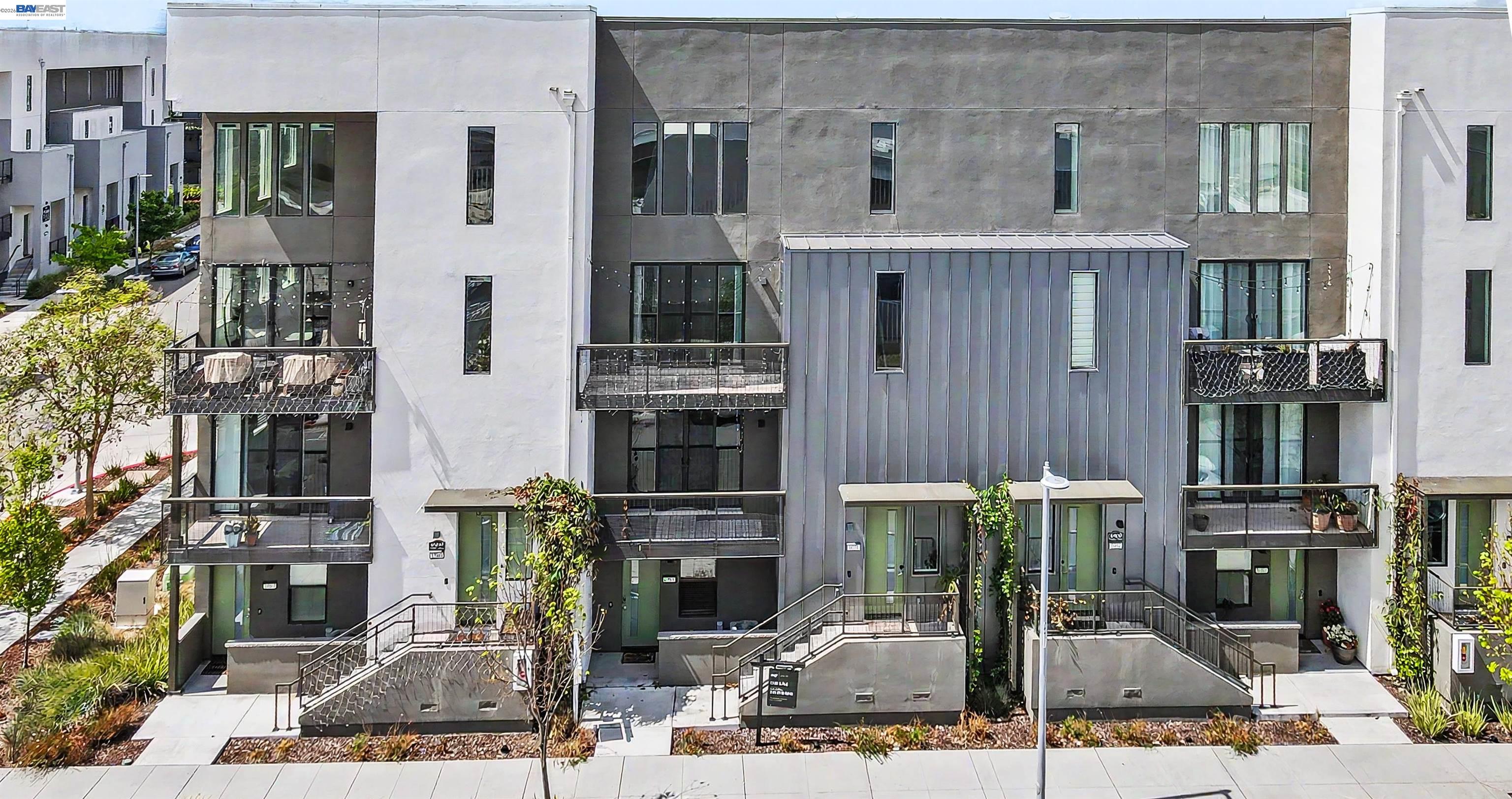 Photo #2: 41130355 Listing: Photo #2