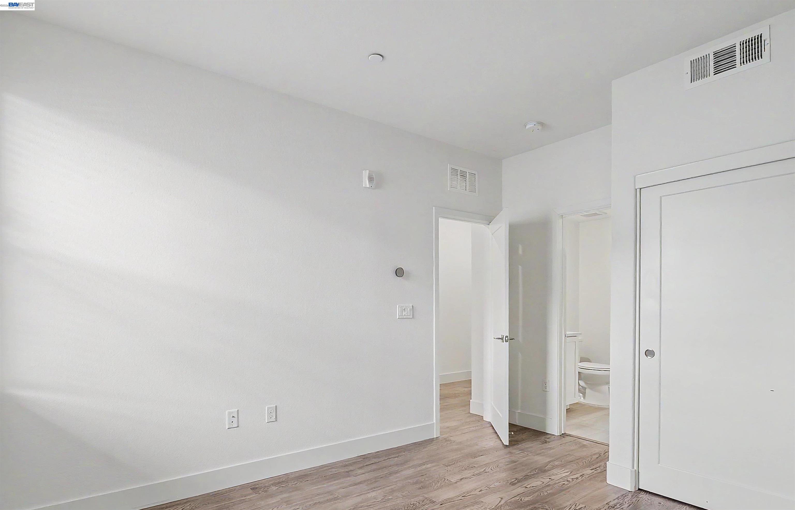 Photo #18: 41130355 Listing: Photo #18