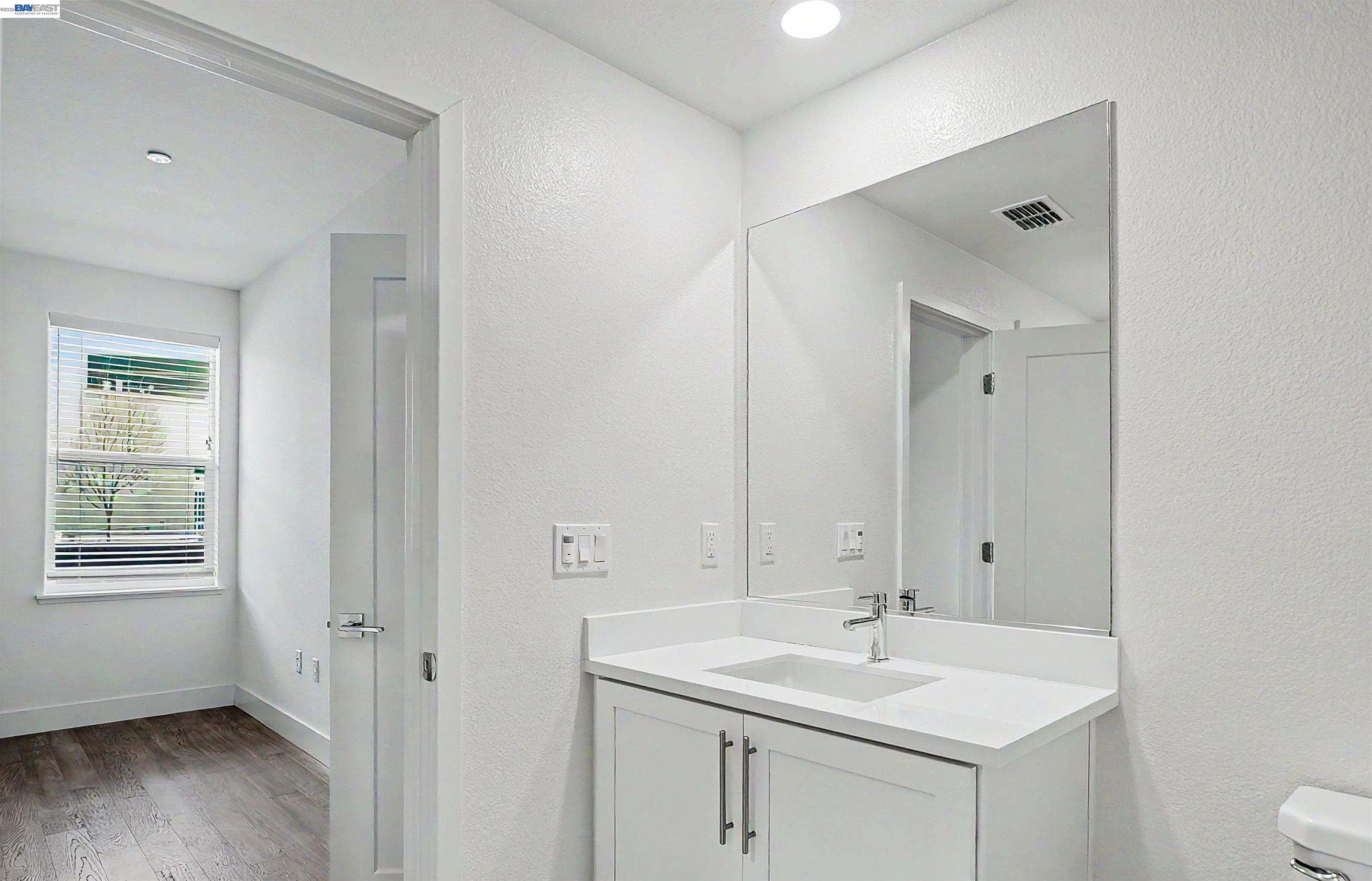 Photo #20: 41130355 Listing: Photo #20