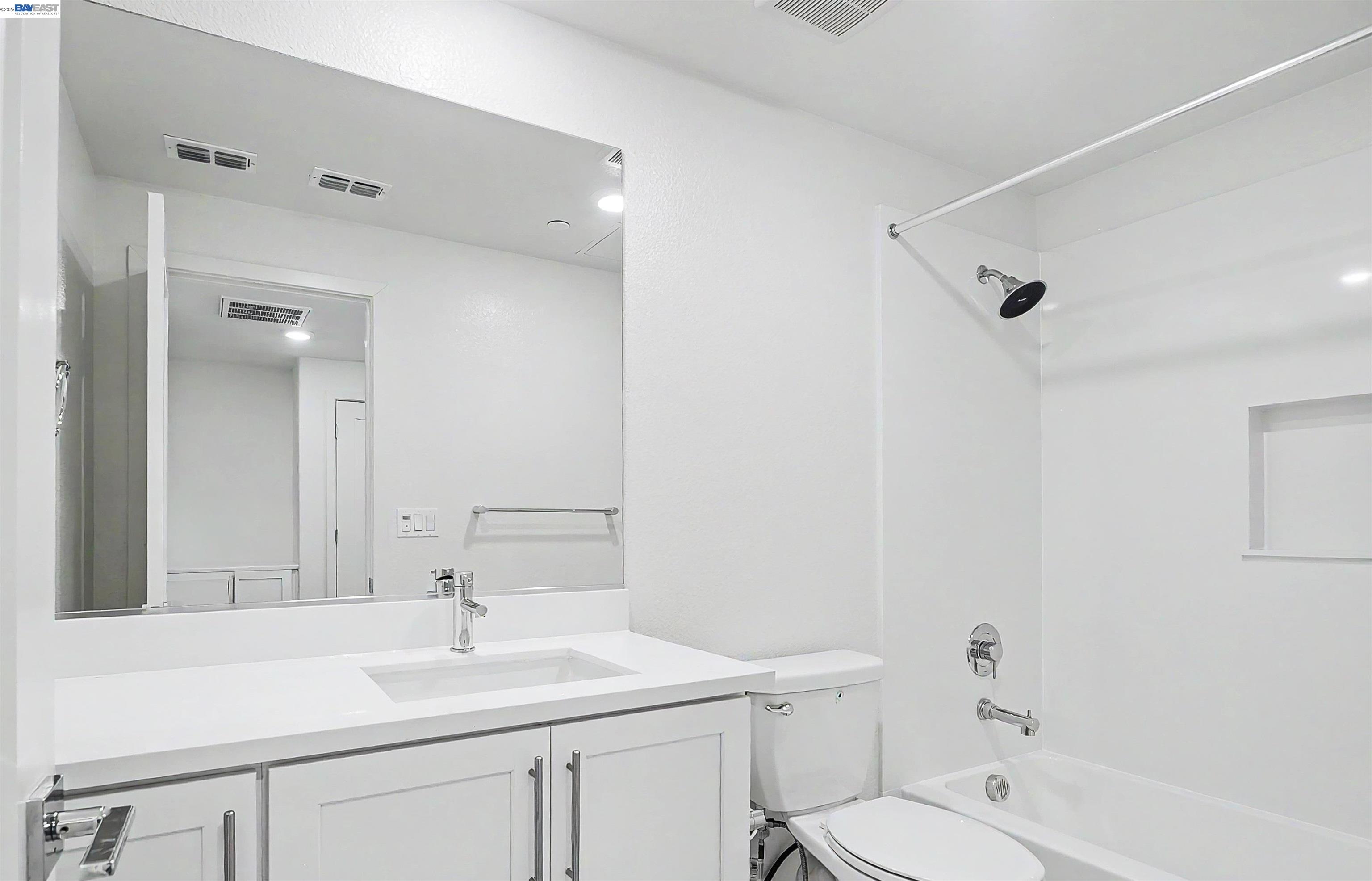 Photo #28: 41130355 Listing: Photo #28