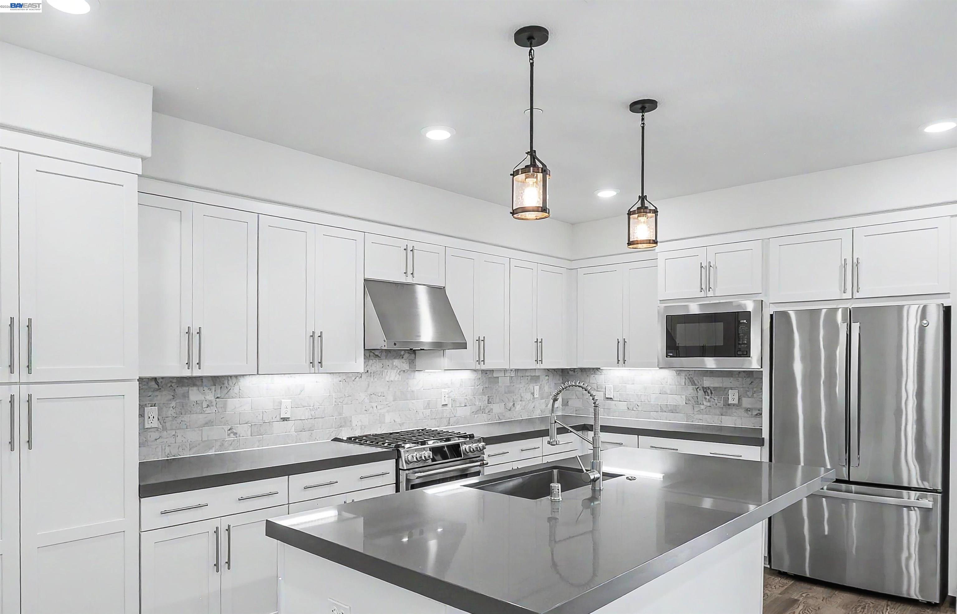 Photo #7: 41130355 Listing: Photo #7