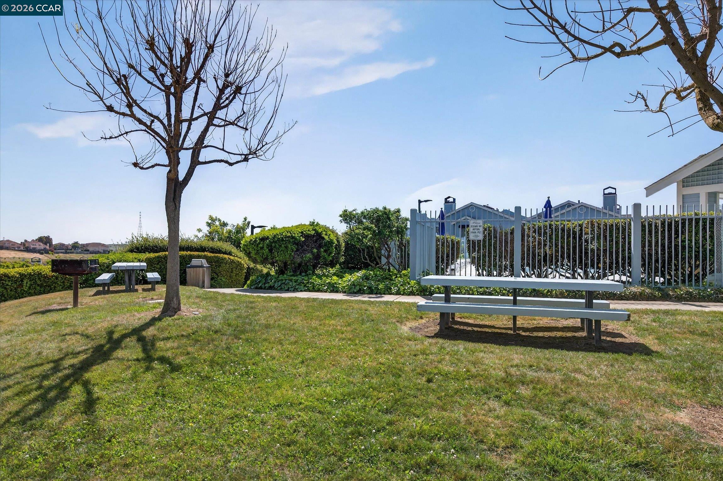 Detail Gallery Image 35 of 36 For 401 Stinson St #3,  Vallejo,  CA 94591 - 2 Beds | 1 Baths