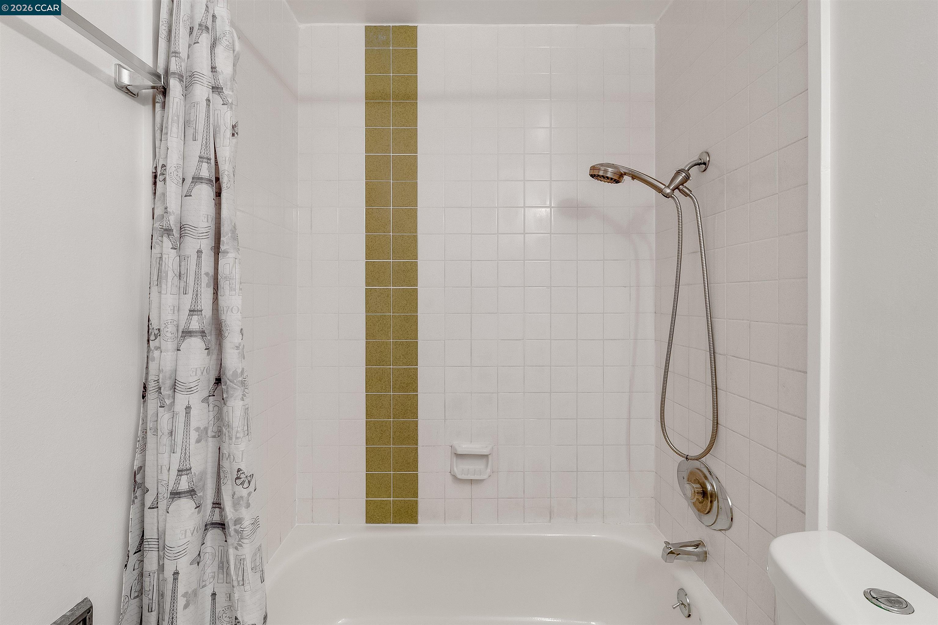 Photo #18: 41130382 Listing: Photo #18