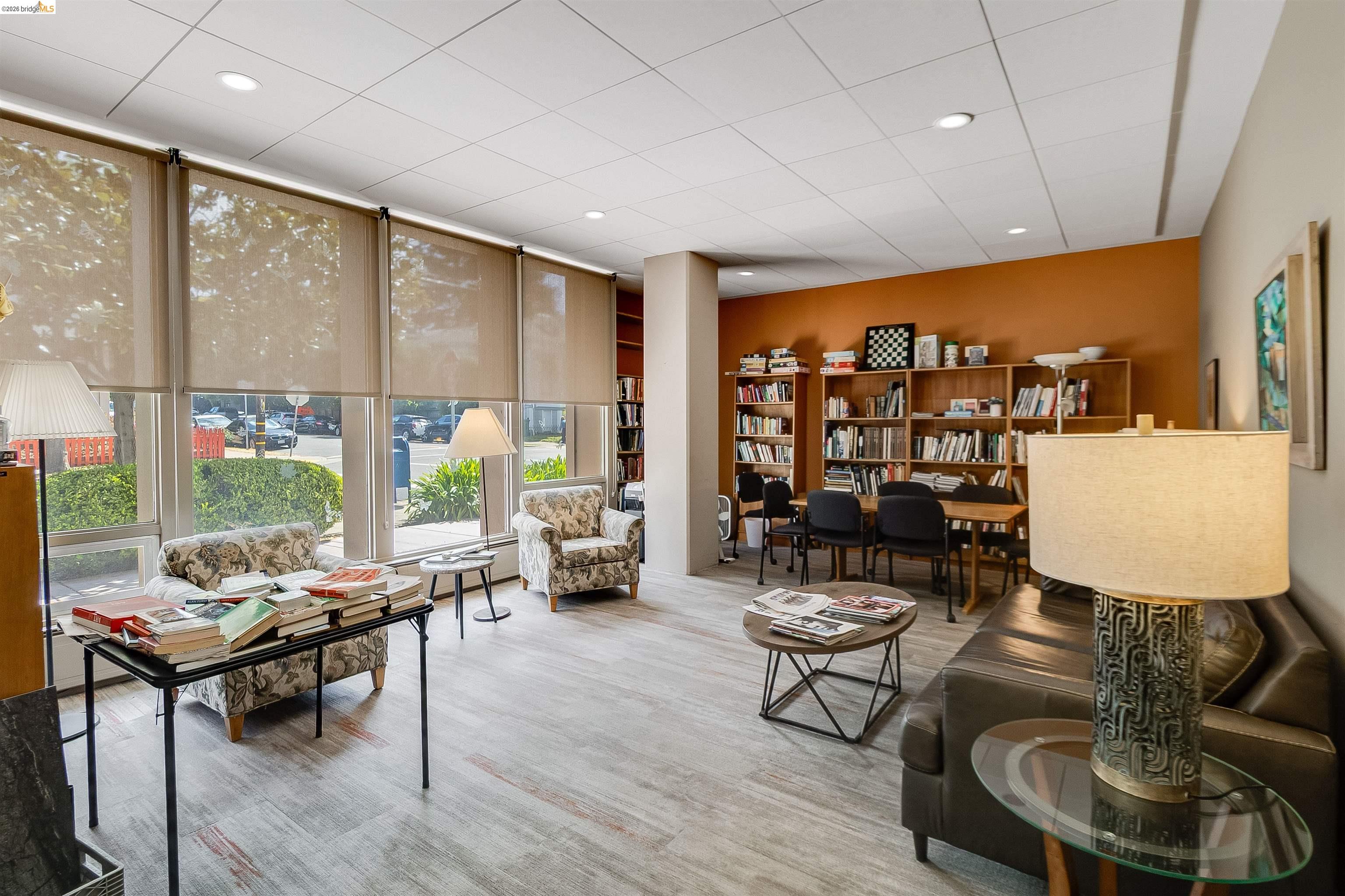 Photo #33: 41130383 Listing: Photo #33