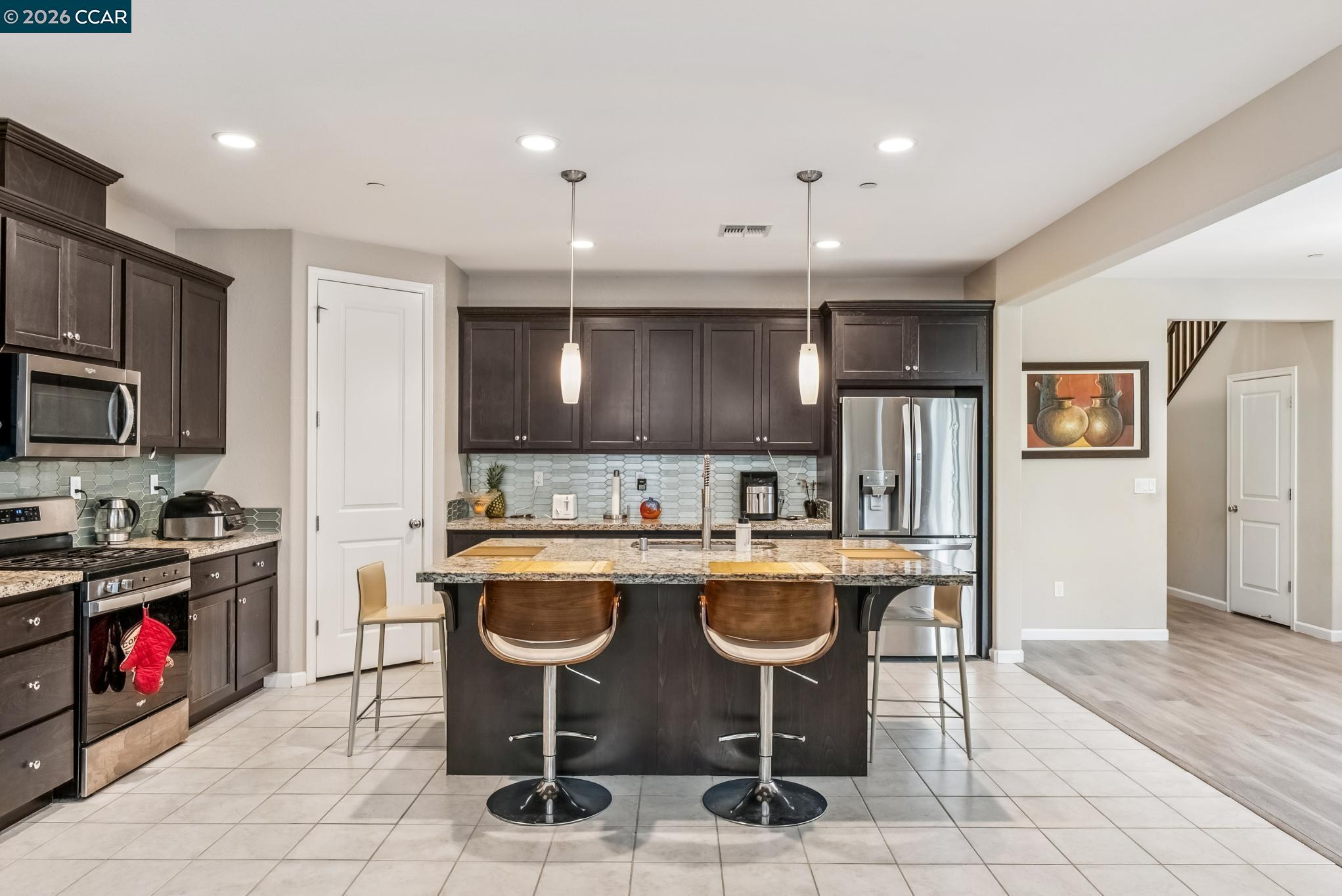 Detail Gallery Image 8 of 47 For 813 Stickney Way, Oakley,  CA 94561 - 4 Beds | 3 Baths