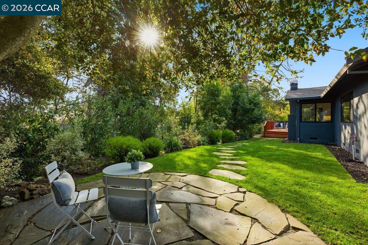 Detail Gallery Image 24 of 25 For 6 Sparrow Ct, Moraga,  CA 94556 - 3 Beds | 2 Baths