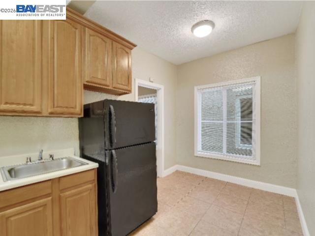 Detail Gallery Image 7 of 9 For 1757 26th Ave, Oakland,  CA 94601 - – Beds | – Baths