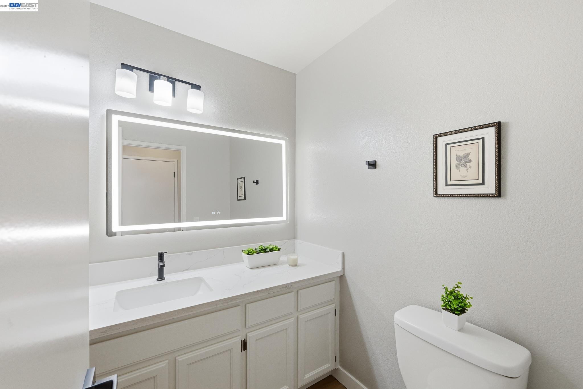 Detail Gallery Image 14 of 52 For 678 Saddleback Ter, Fremont,  CA 94536 - 3 Beds | 2/1 Baths