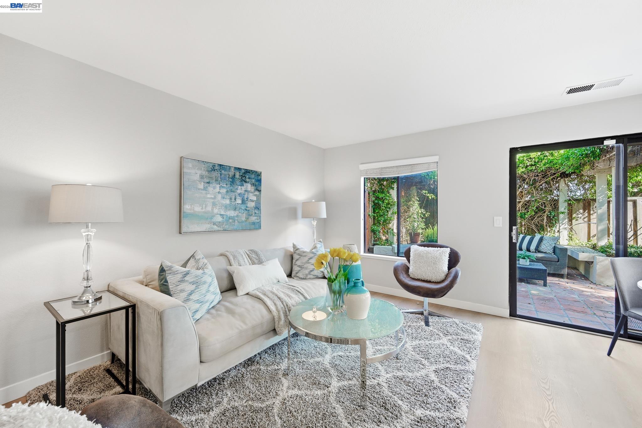 Detail Gallery Image 16 of 52 For 678 Saddleback Ter, Fremont,  CA 94536 - 3 Beds | 2/1 Baths