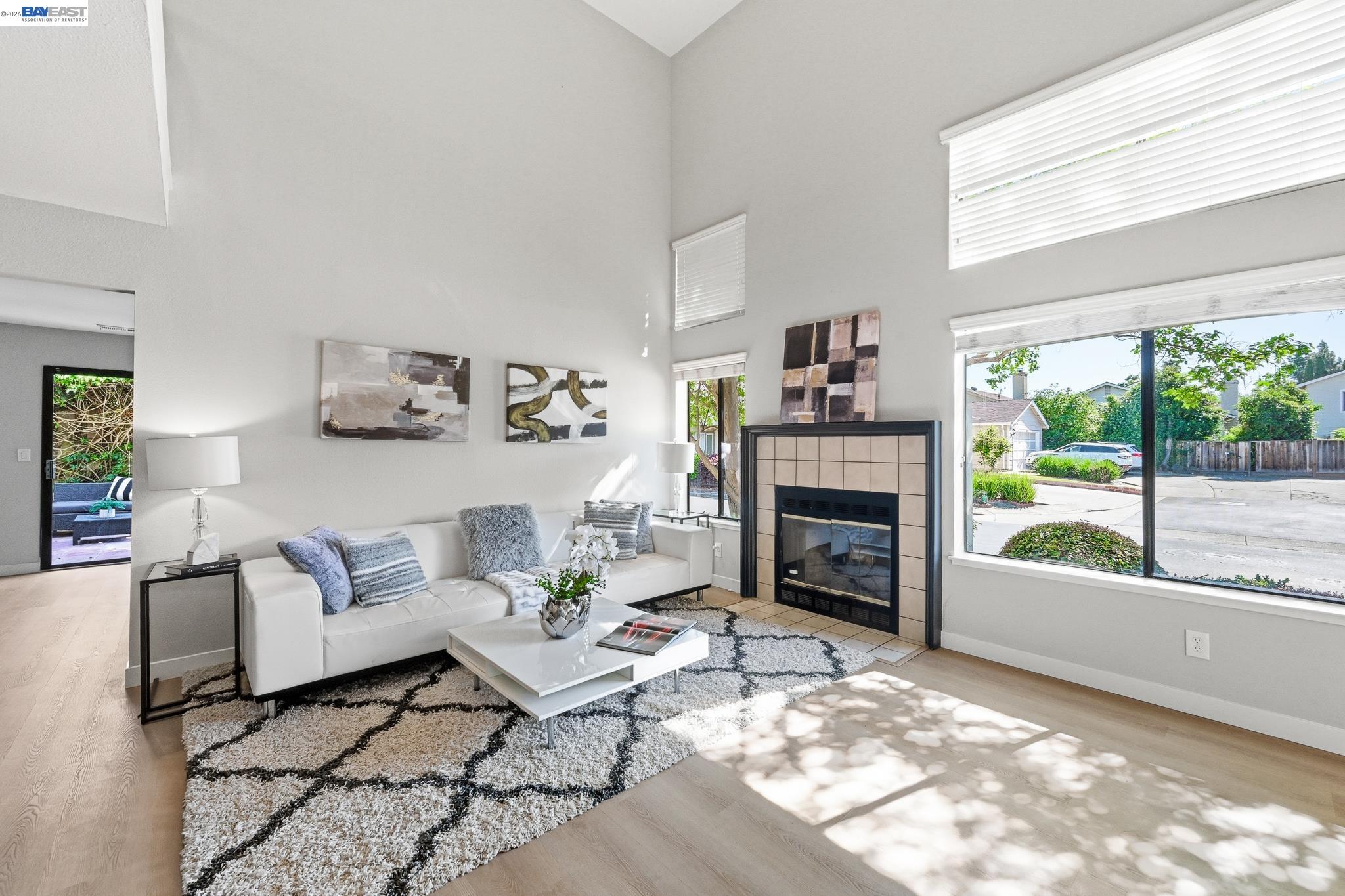 Detail Gallery Image 7 of 52 For 678 Saddleback Ter, Fremont,  CA 94536 - 3 Beds | 2/1 Baths