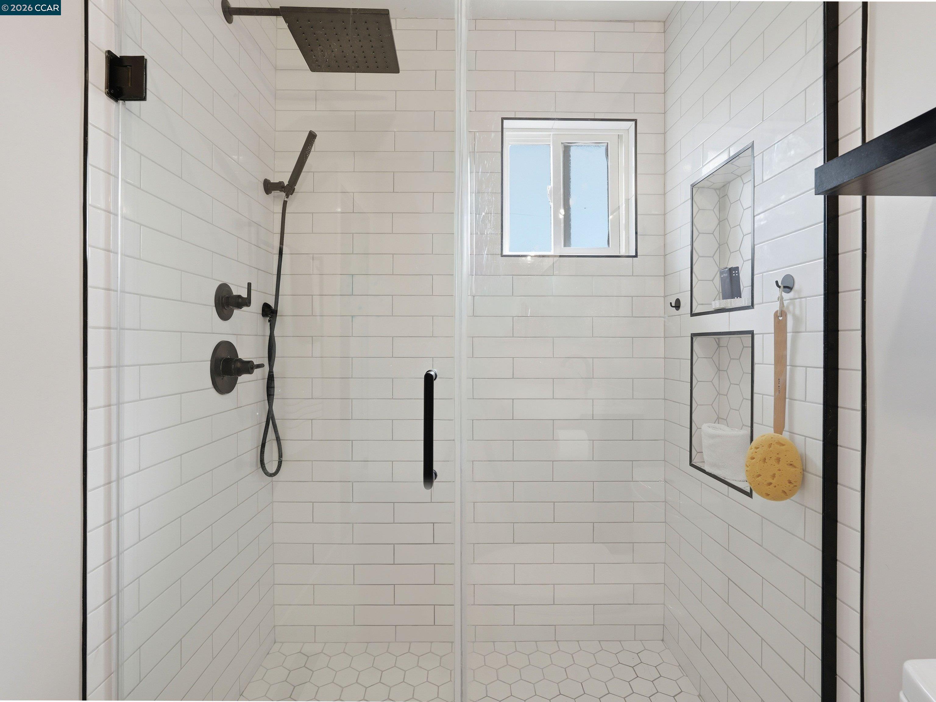 352 Donegal Way, Martinez, CA, 94553