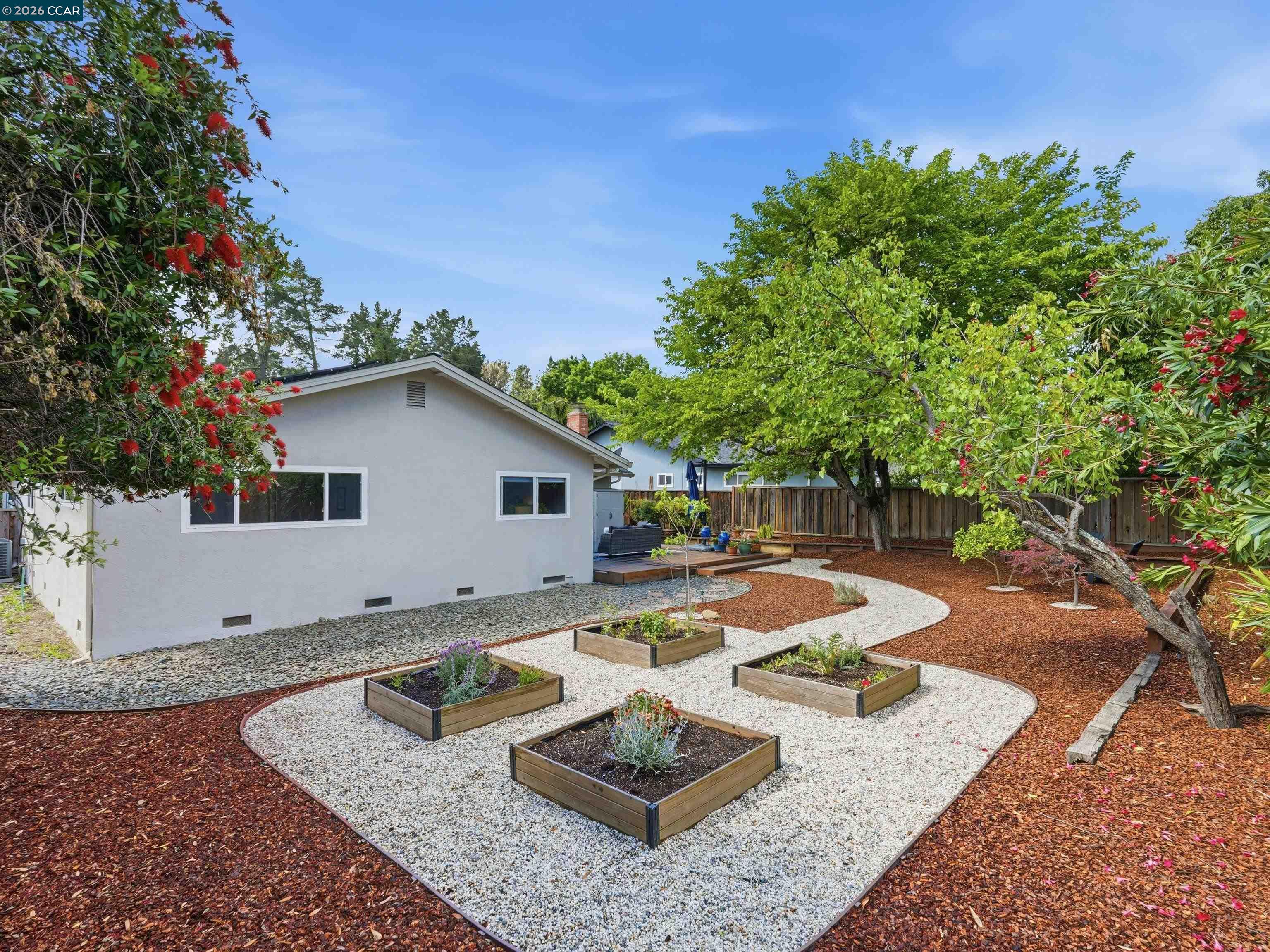 352 Donegal Way, Martinez, CA, 94553