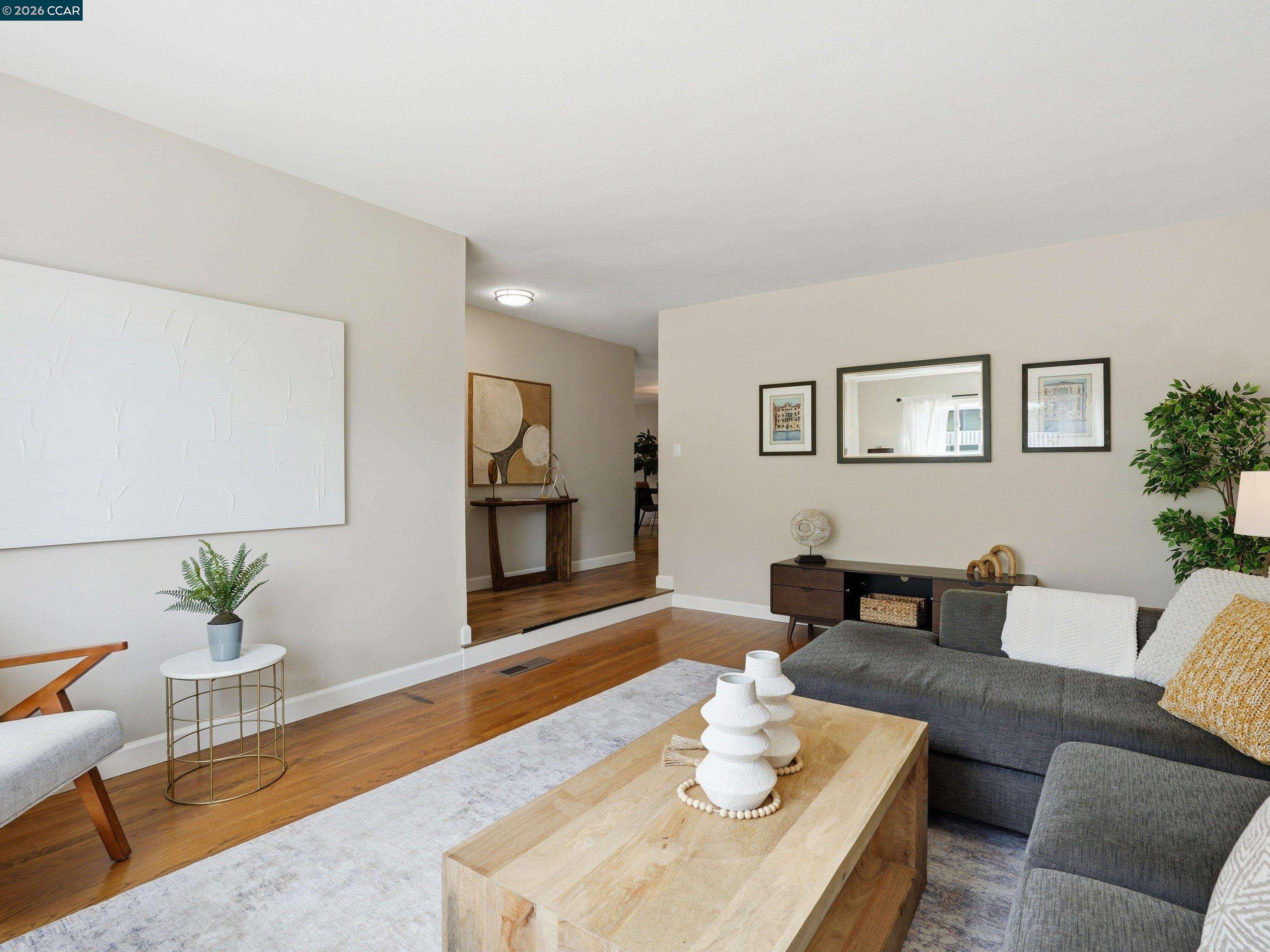 352 Donegal Way, Martinez, CA, 94553