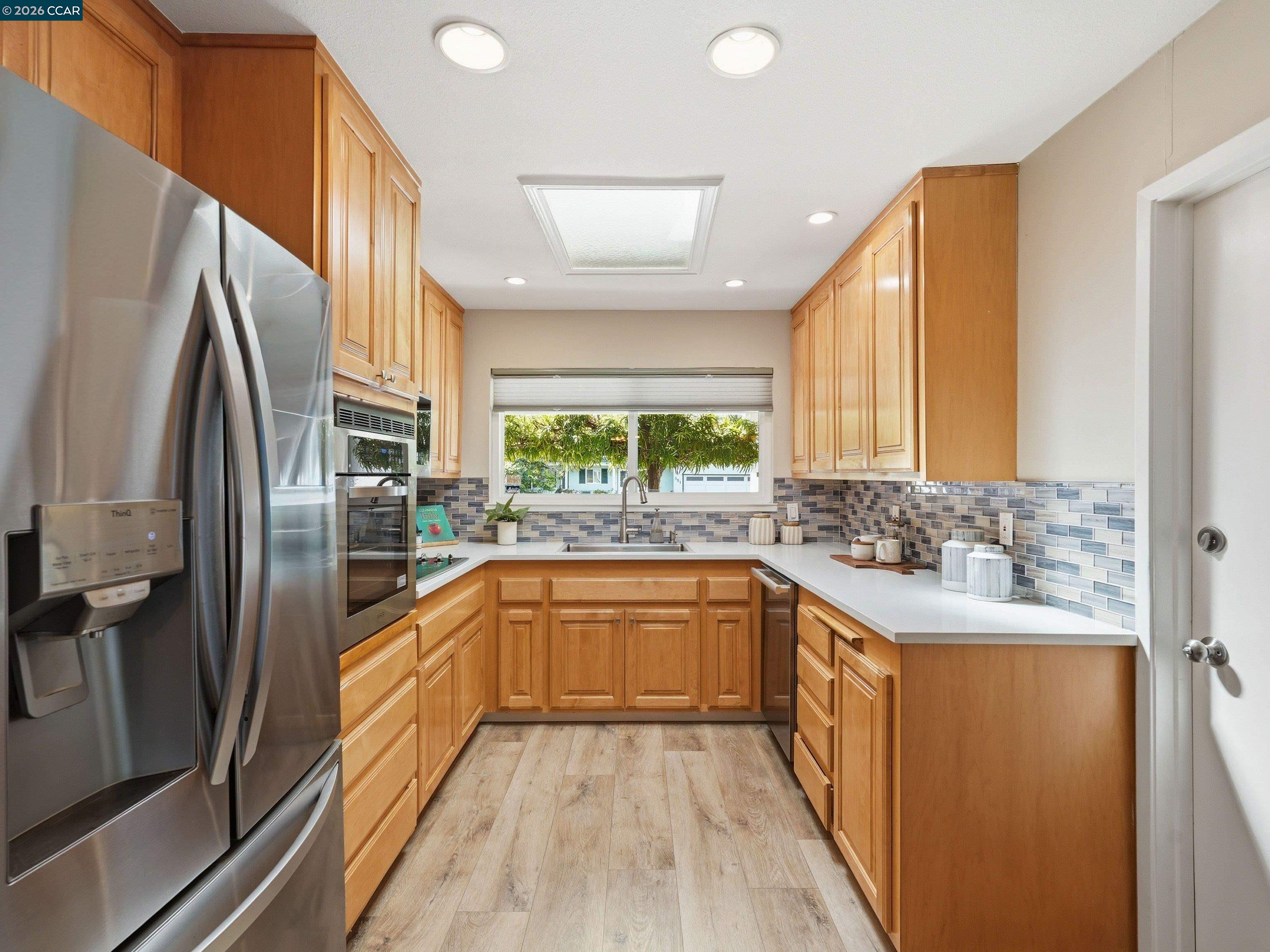 352 Donegal Way, Martinez, CA, 94553