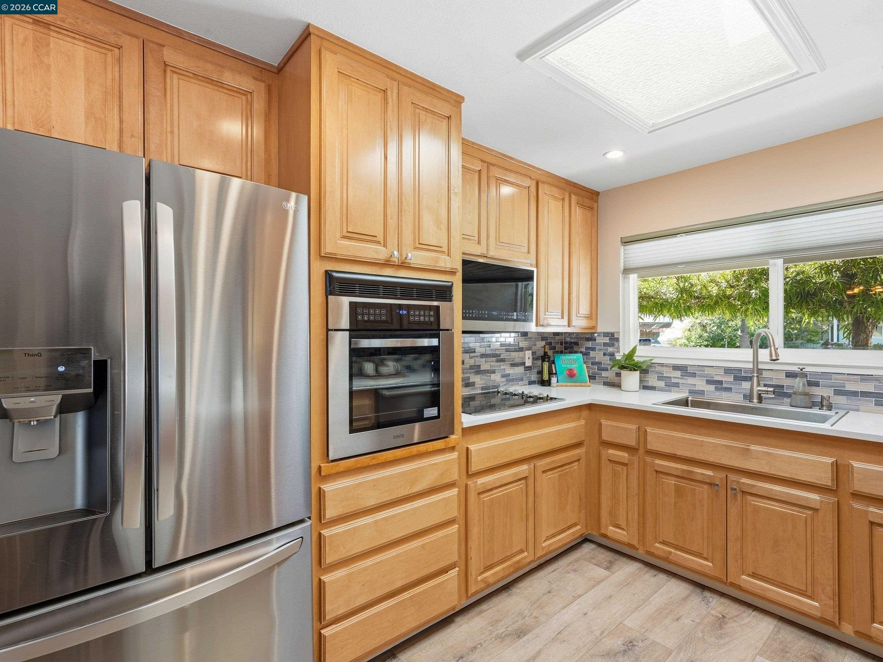 352 Donegal Way, Martinez, CA, 94553